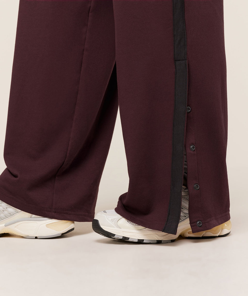 gymshark-retro-stripe-snap-pant-pants-purple-aw25
