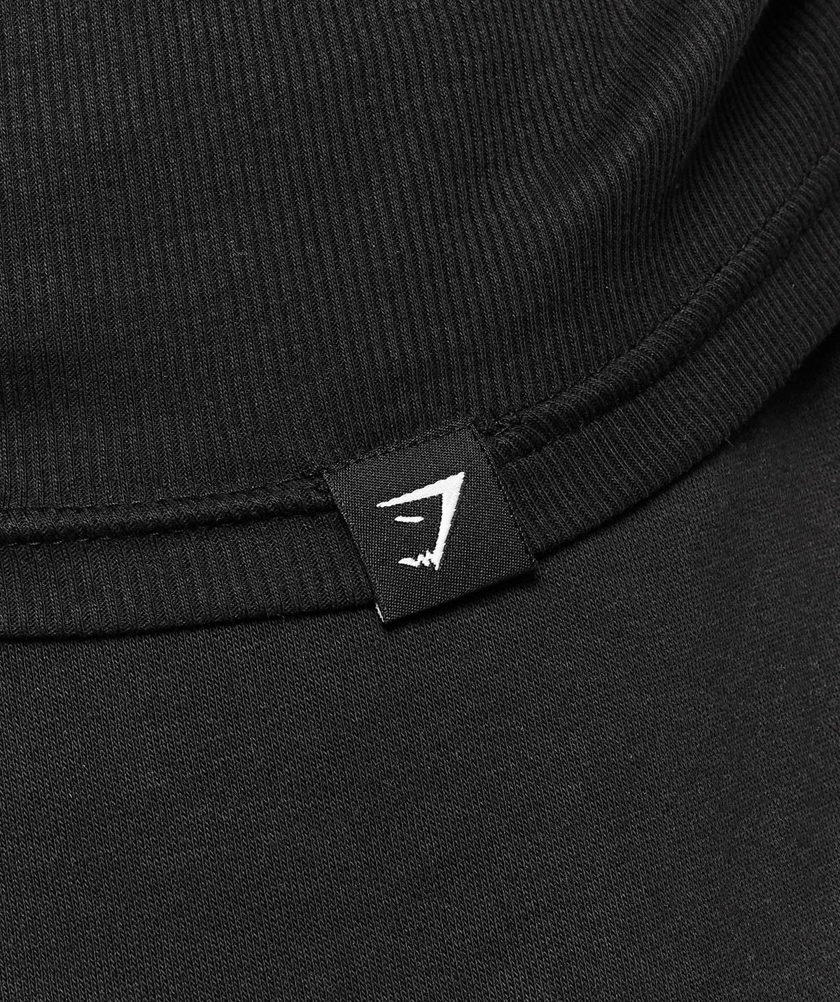 gymshark-ribbed-long-sleeve-t-shirt-black-aw23