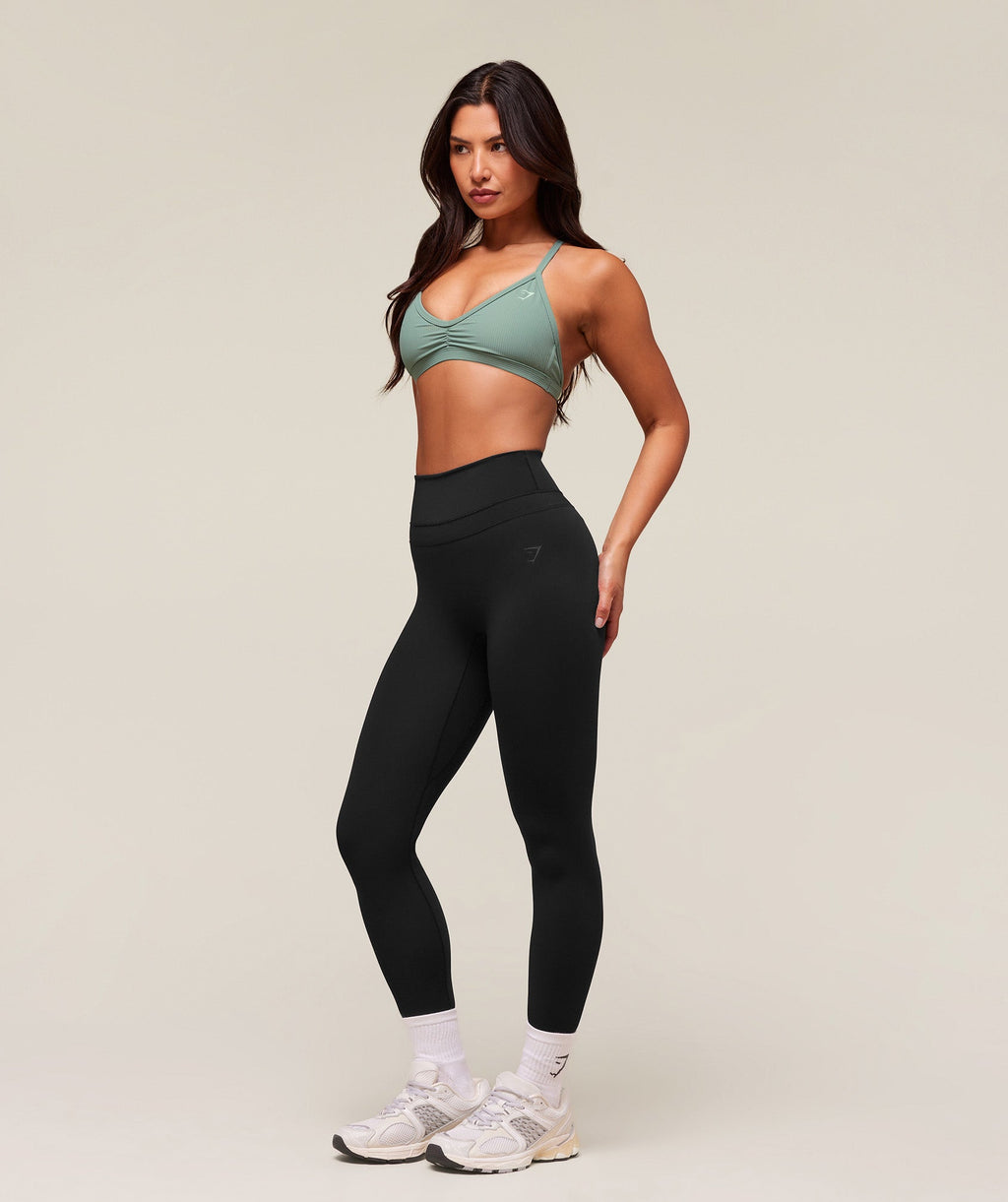 gymshark-ribbed-minimal-sports-bra-sports-bras-blue-ss25