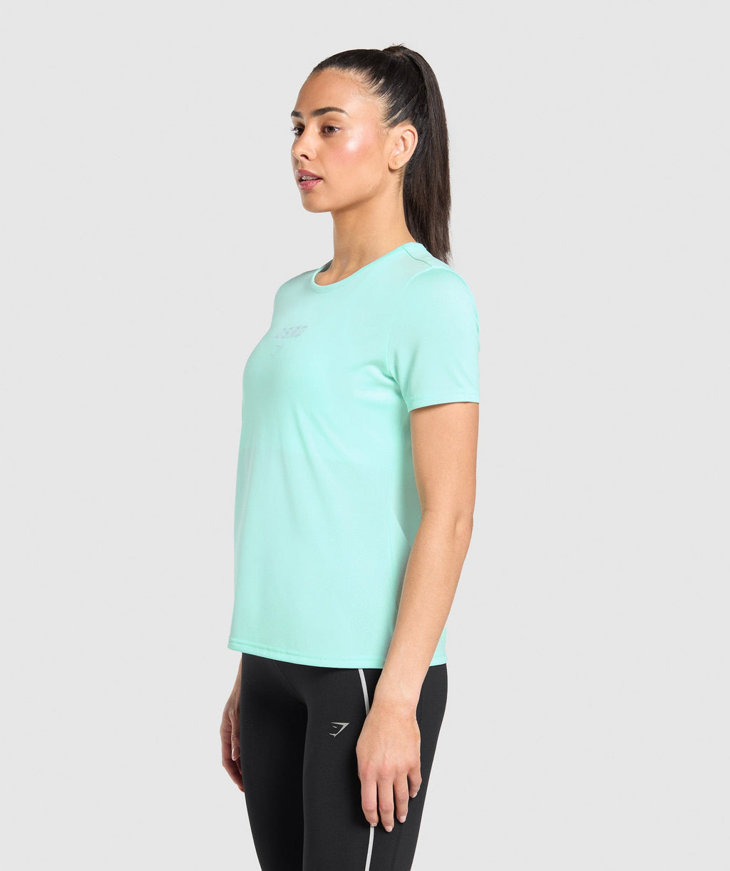 gymshark-run-club-graphic-t-shirt-ss-tops-teal-ss25