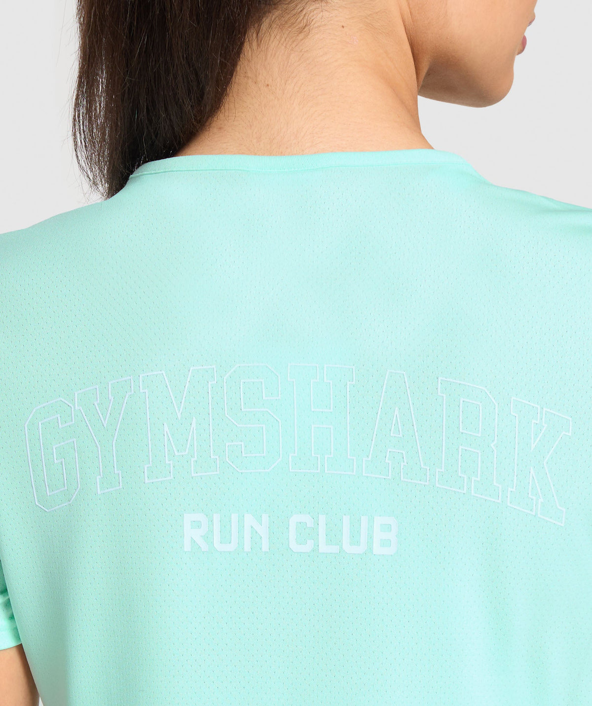 gymshark-run-club-graphic-t-shirt-ss-tops-teal-ss25