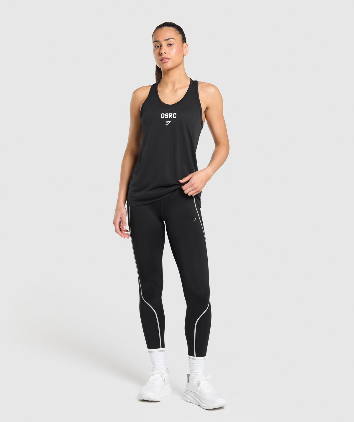 gymshark-run-club-graphic-tank-sleeveless-tops-black-ss25