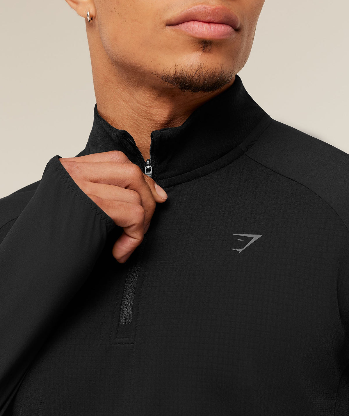 gymshark-running-elite-1-4-zip-pullovers-black-ss25-1
