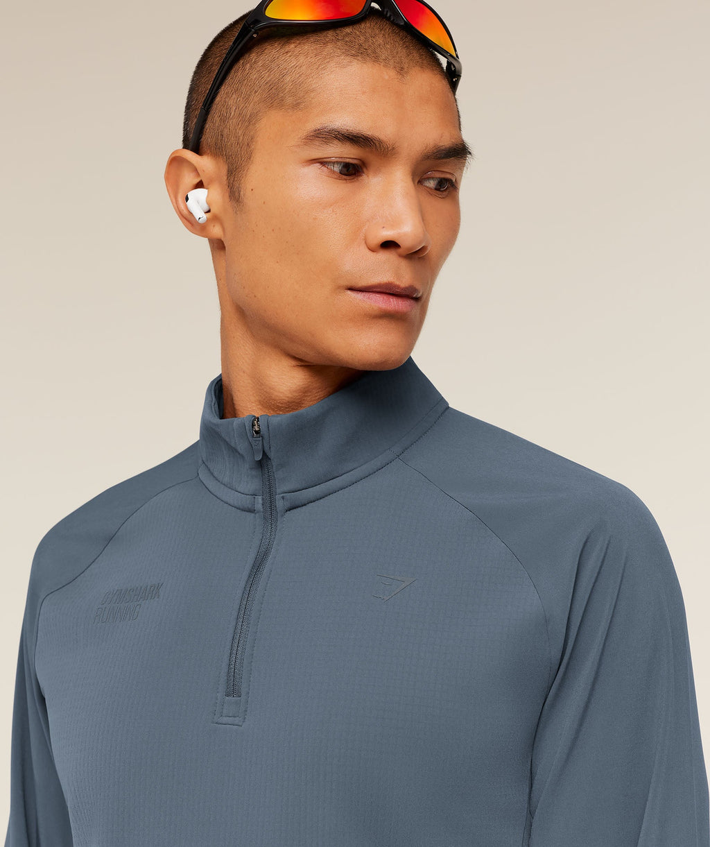 gymshark-running-elite-1-4-zip-pullovers-blue-ss25-1