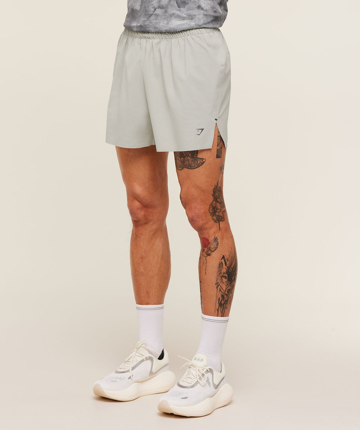 gymshark-running-elite-5-short-shorts-grey-ss25