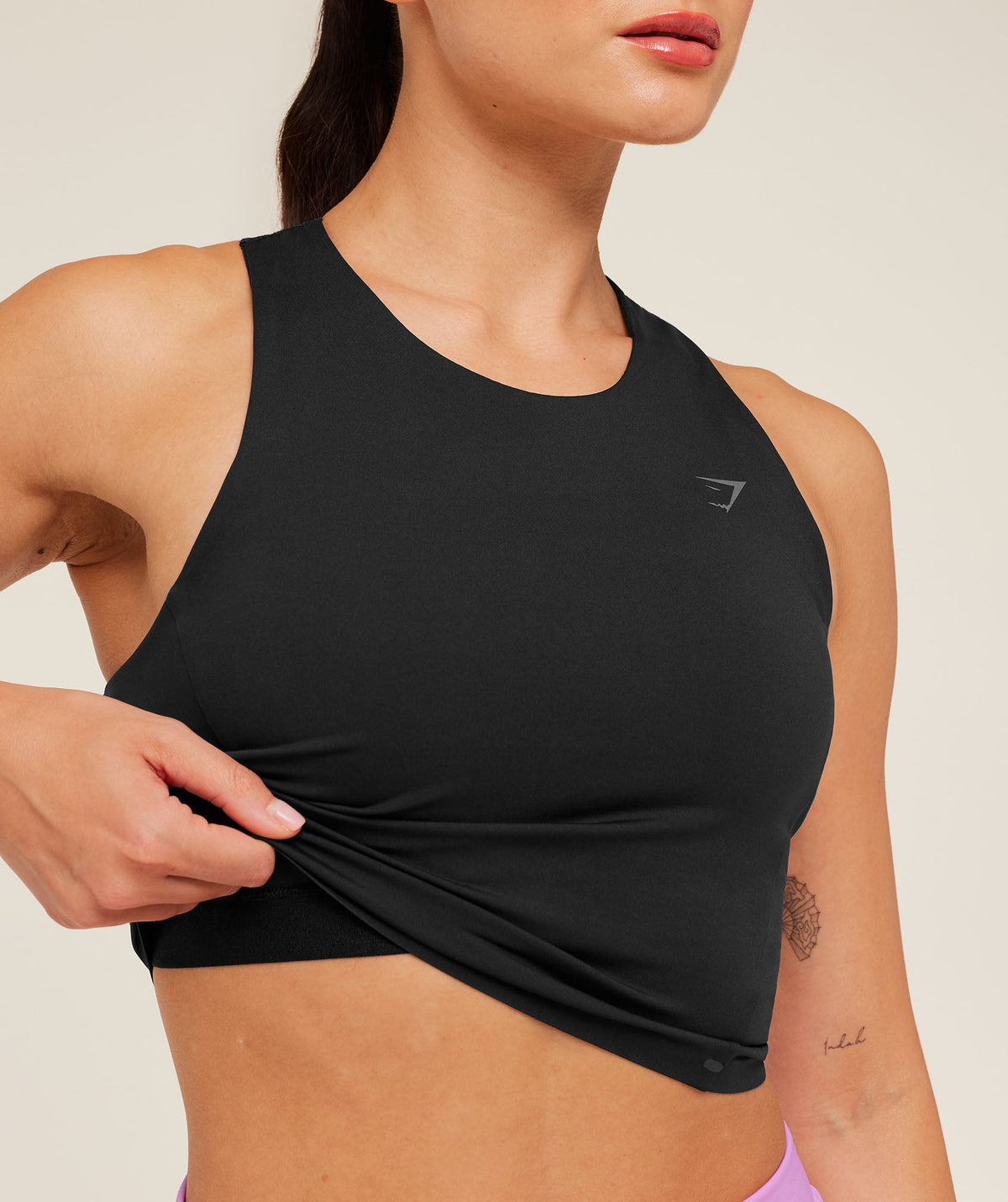 gymshark-running-elite-bodyfit-tank-sleeveless-tops-black-aw25