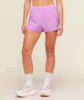 gymshark-running-elite-4-loose-fit-shorts-shorts-pink-aw25