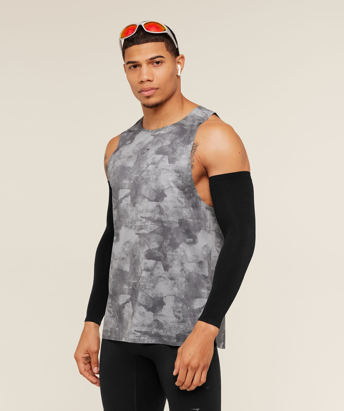 gymshark-running-elite-tank-sleeveless-tops-grey-aw25