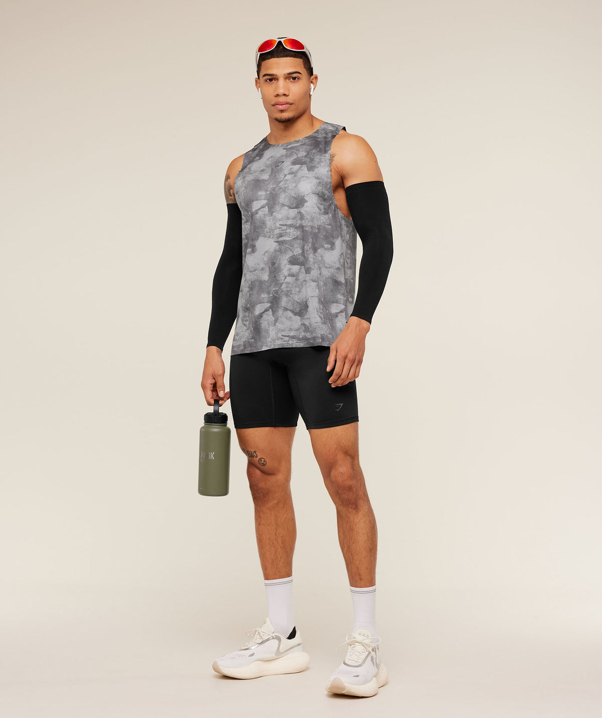 gymshark-running-elite-tank-sleeveless-tops-grey-aw25