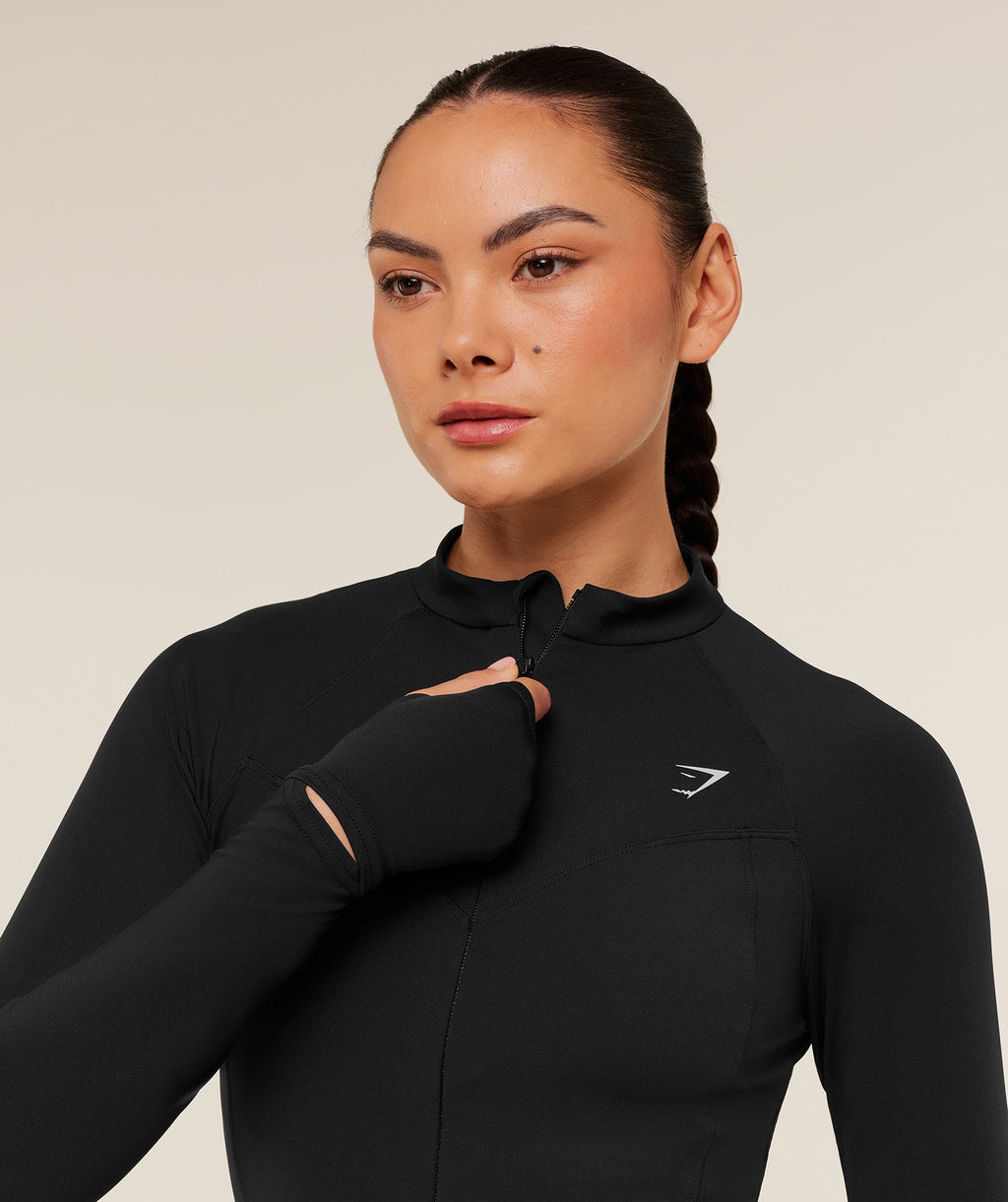gymshark-running-full-zip-jacket-black-ss25