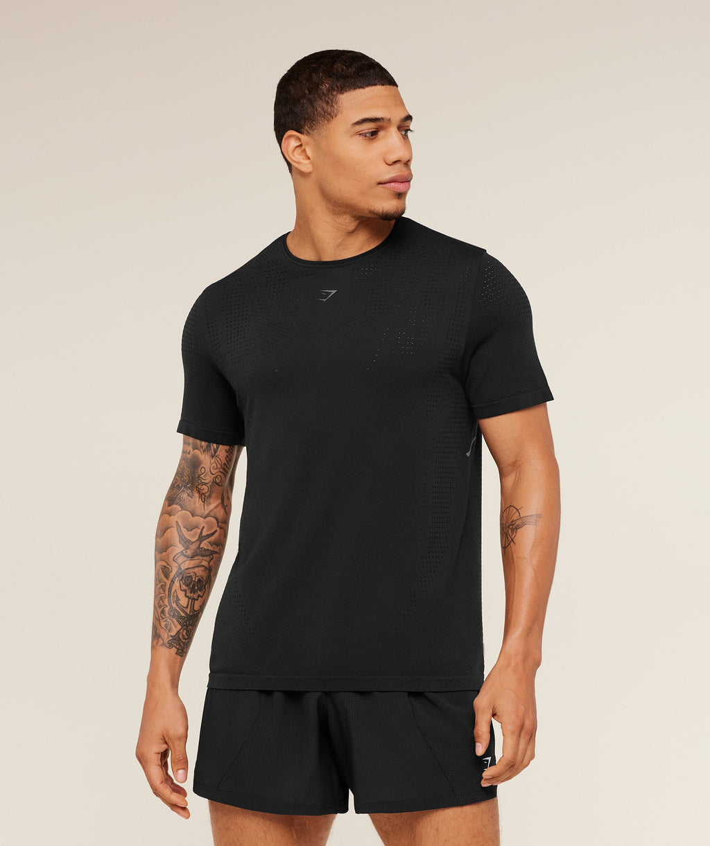gymshark-seamless-running-t-shirt-ss-tops-black-ss26