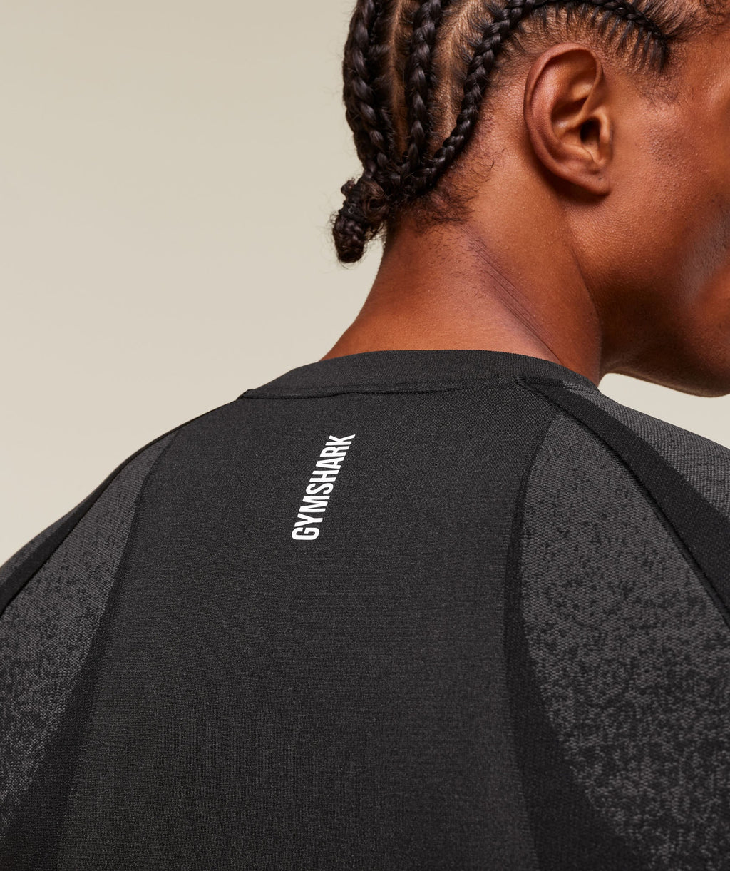 gymshark-shadow-seamless-long-sleeve-t-shirt-black-ss25