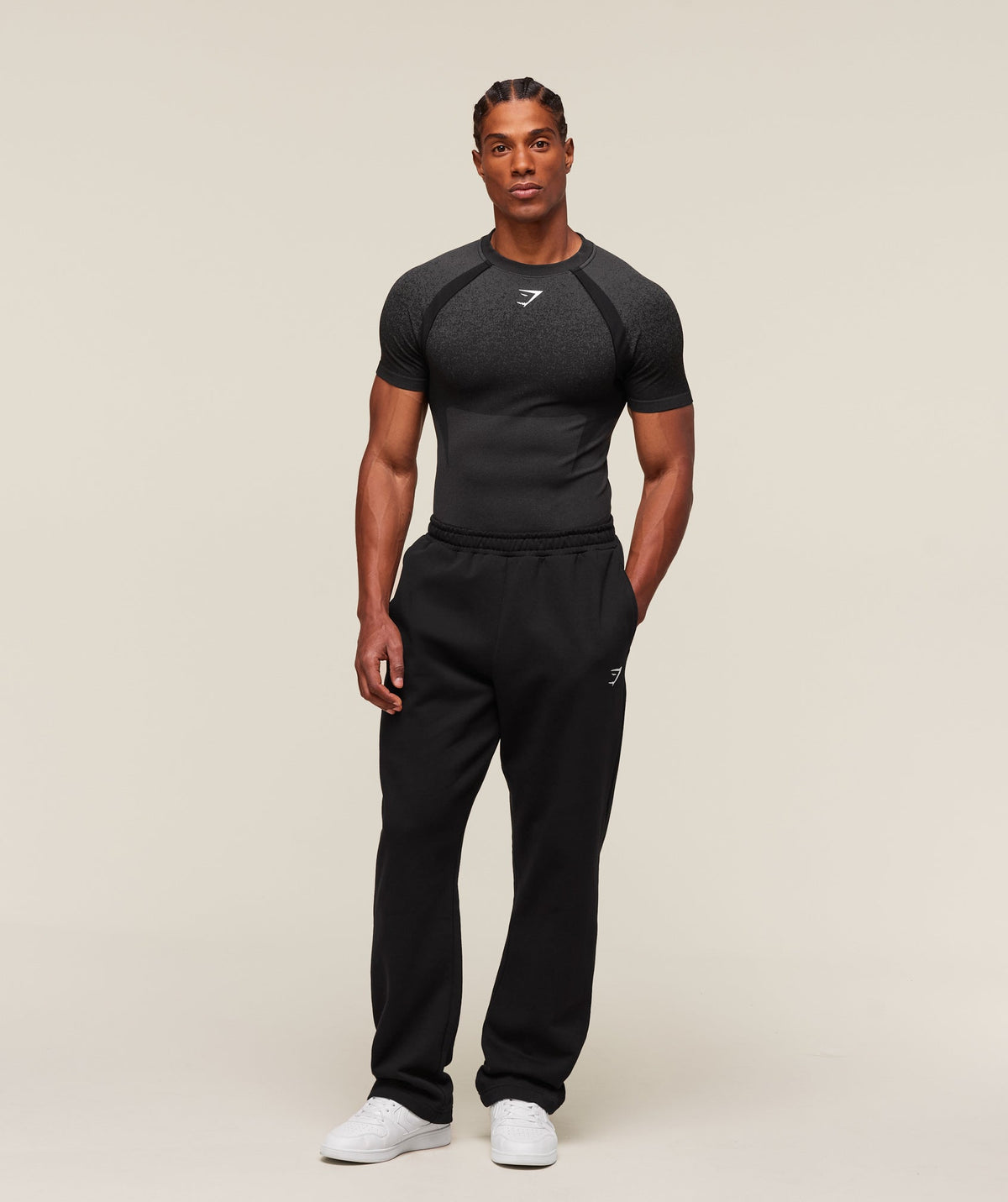 gymshark-shadow-seamless-t-shirt-black-aw24