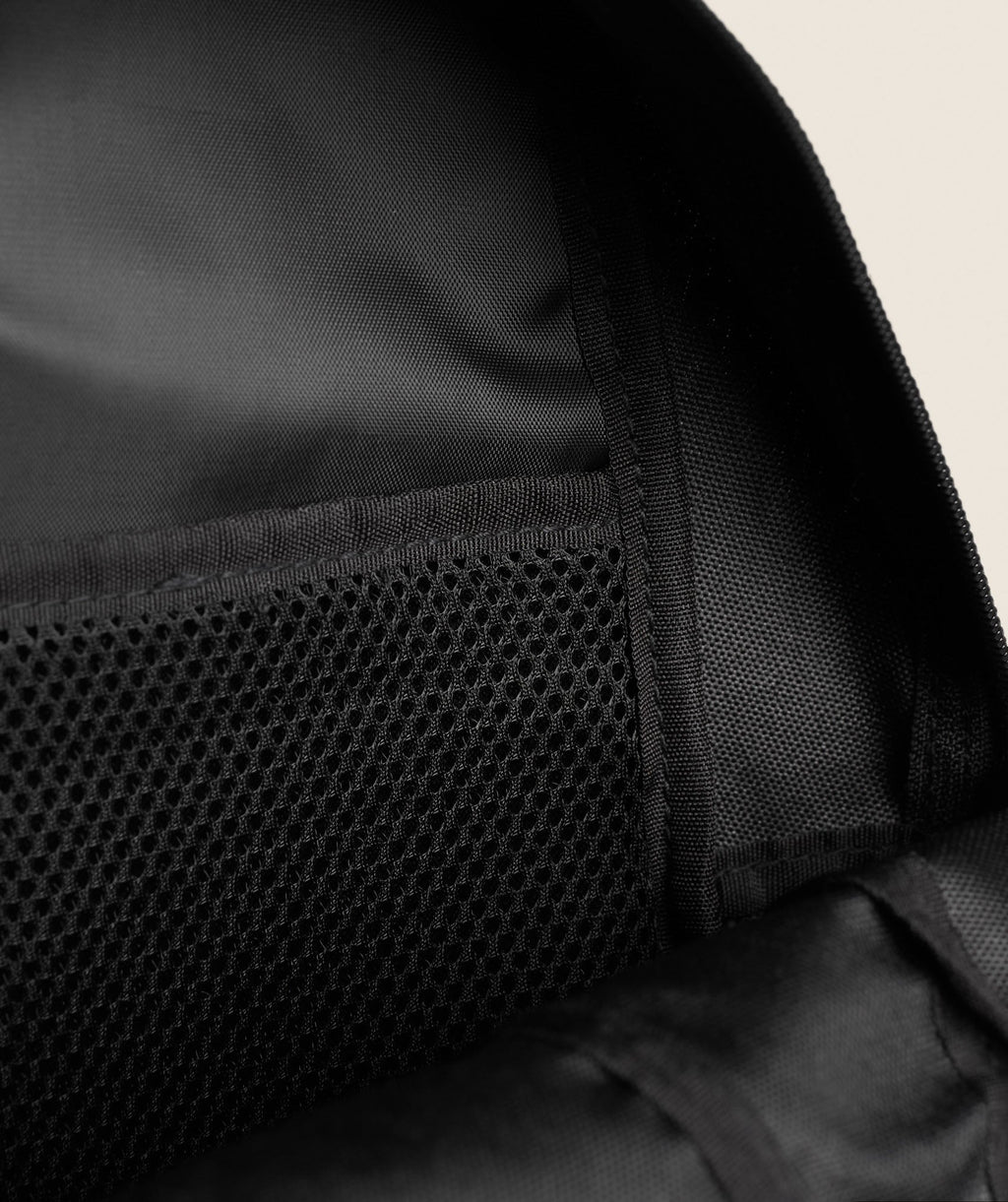 gymshark-sharkhead-backpack-black-ss24