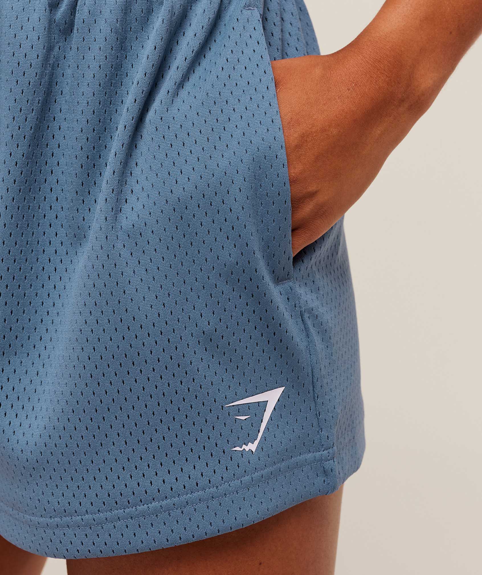 gymshark-lifting-club-mesh-shorts-shorts-blue-aw25-2