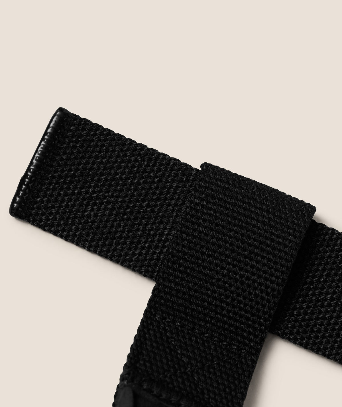 gymshark-silicone-lifting-straps-equipment-black-aw25
