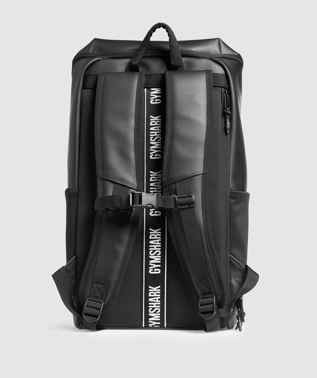 gymshark-sleek-backpack-black-ss25