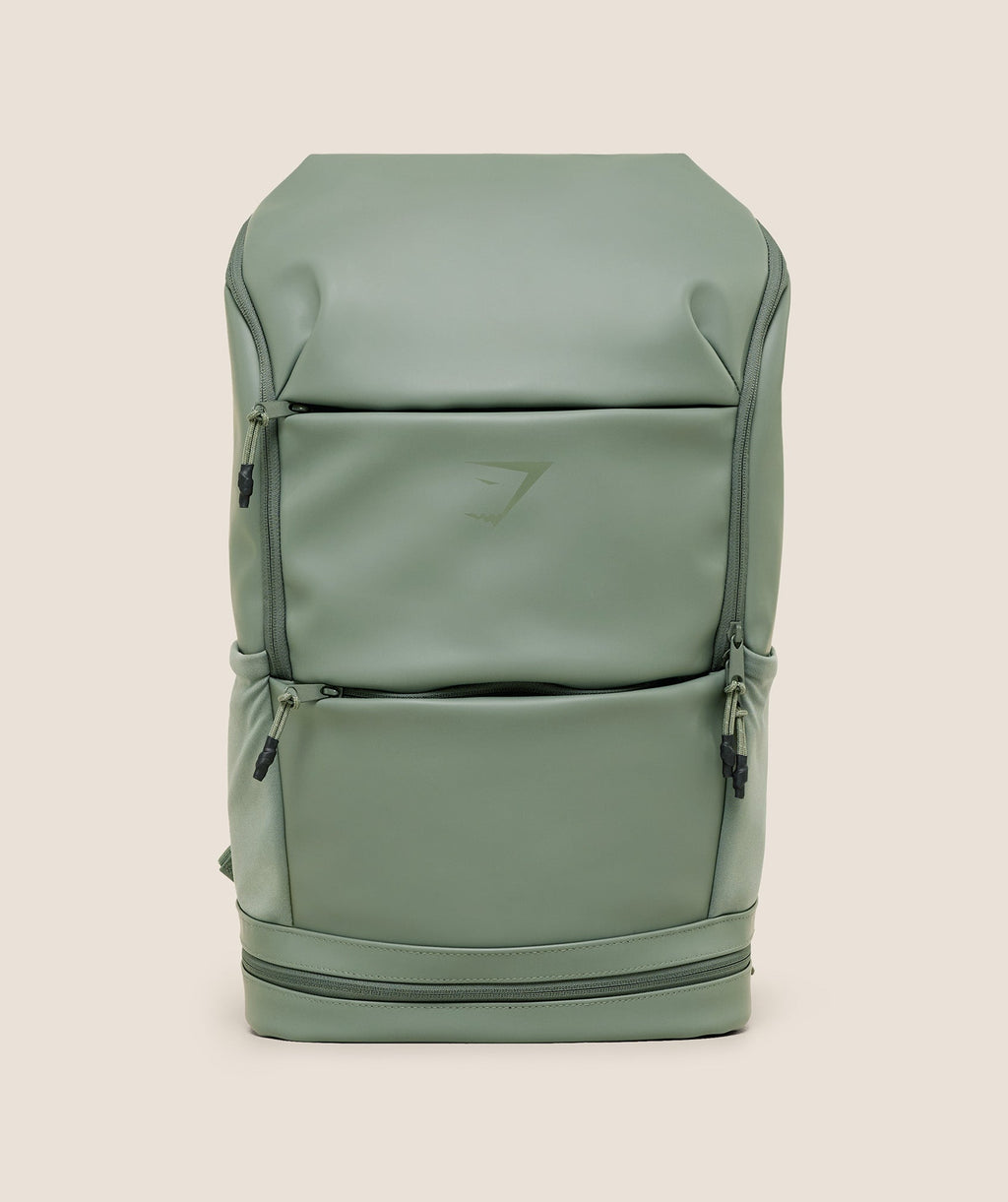 gymshark-sleek-backpack-bags-green-aw25