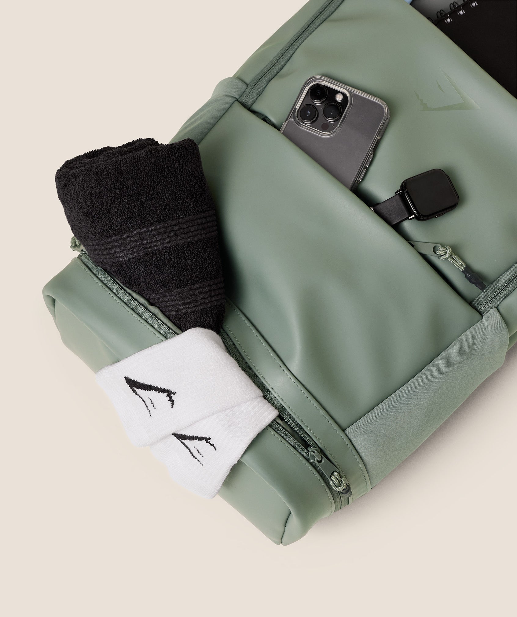 gymshark-sleek-backpack-bags-green-aw25