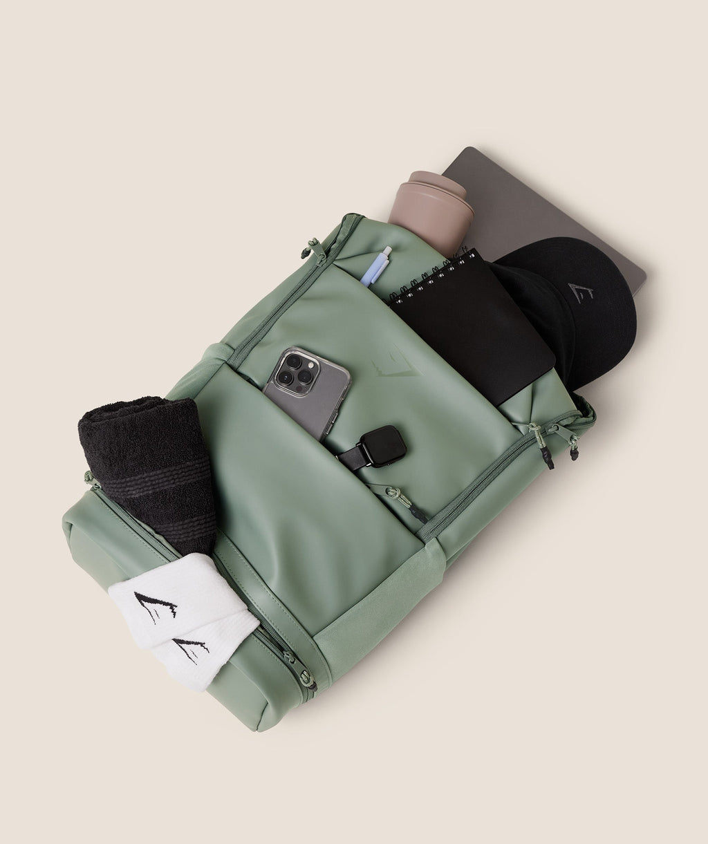 gymshark-sleek-backpack-bags-green-aw25