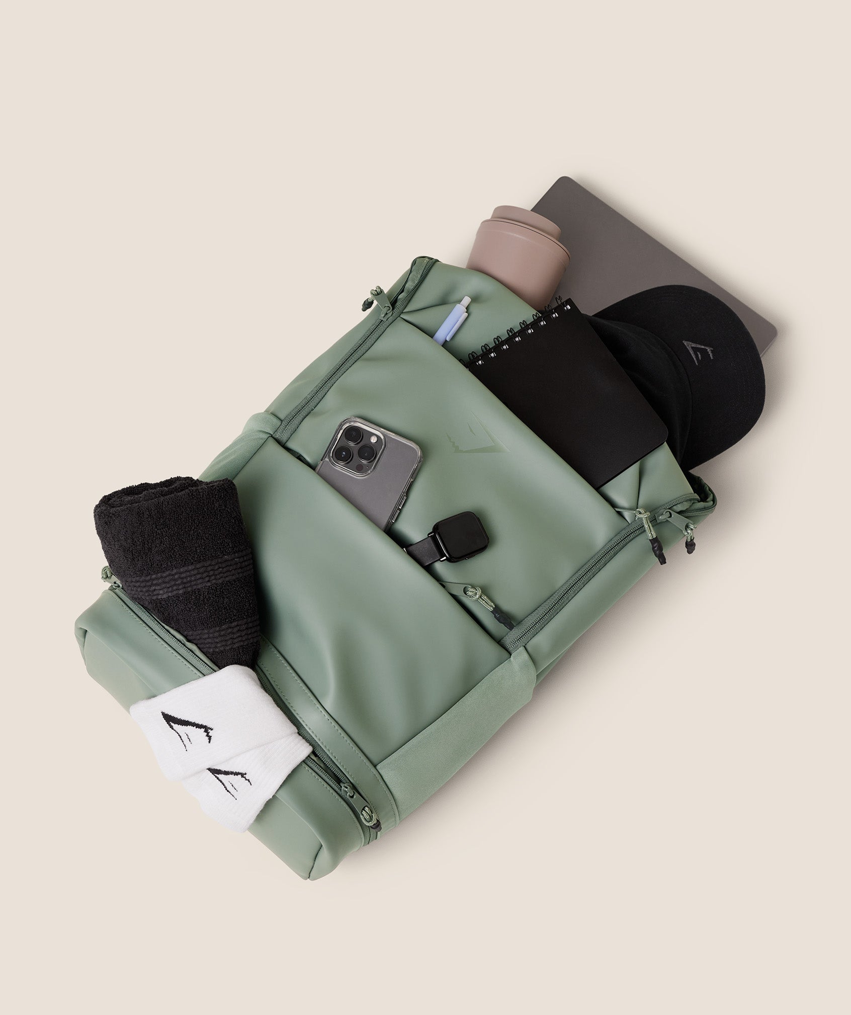 gymshark-sleek-backpack-bags-green-aw25