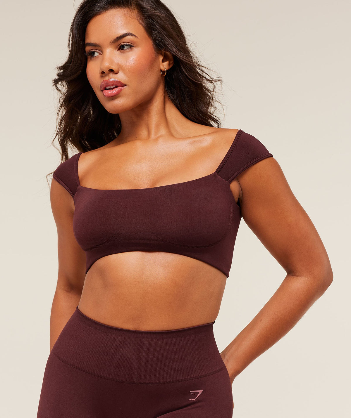 gymshark-soft-sculpt-cap-sleeve-bralette-sports-bras-brown-aw25