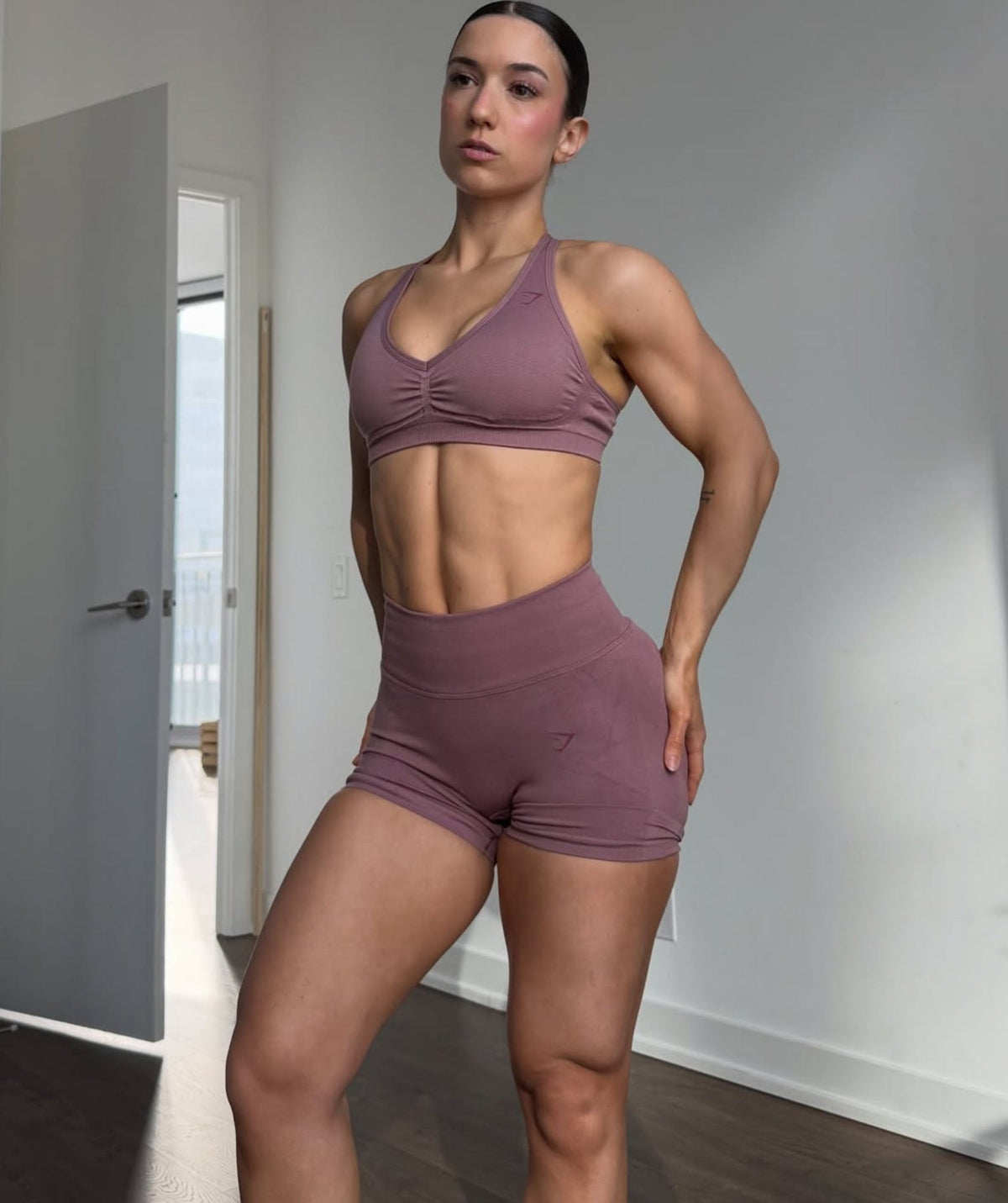 gymshark-lift-seamless-sports-bra-sports-bras-pink-ss26