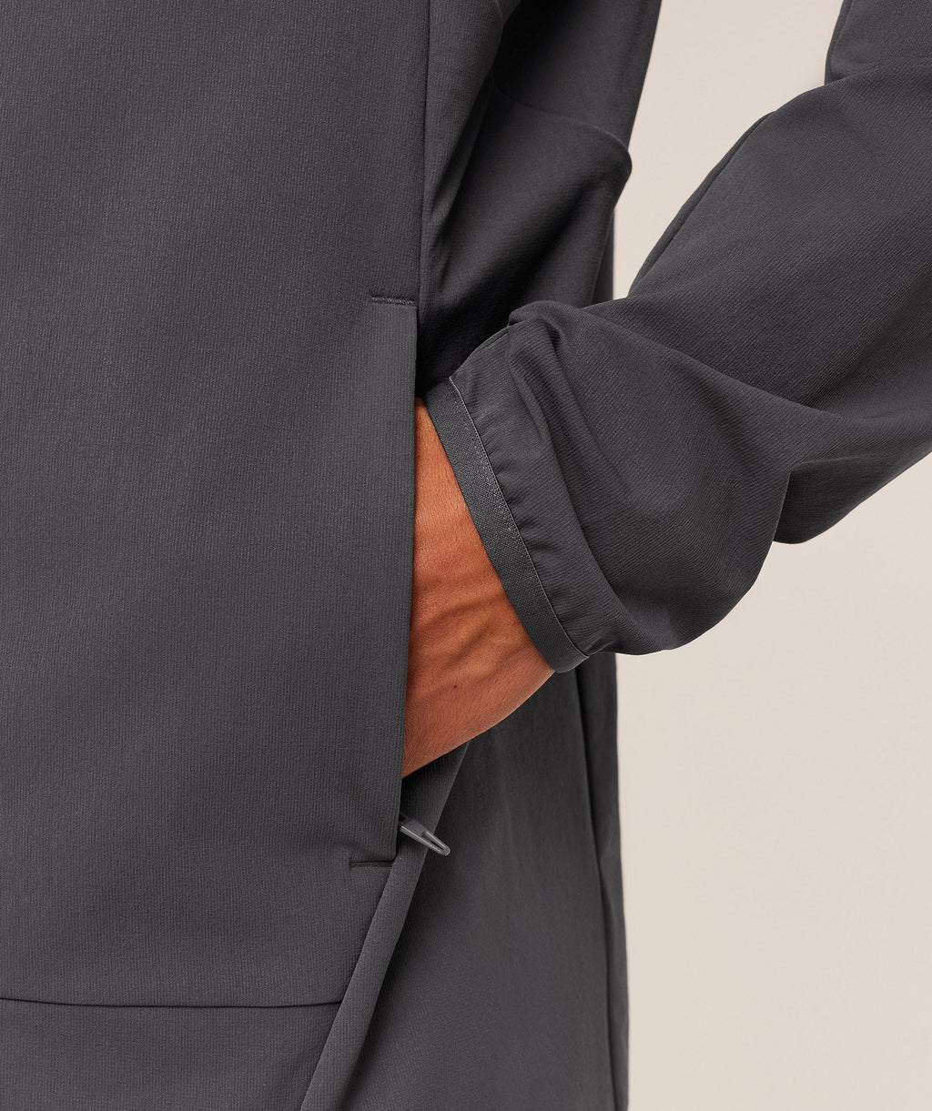 gymshark-weekend-zip-through-shell-jacket-pullovers