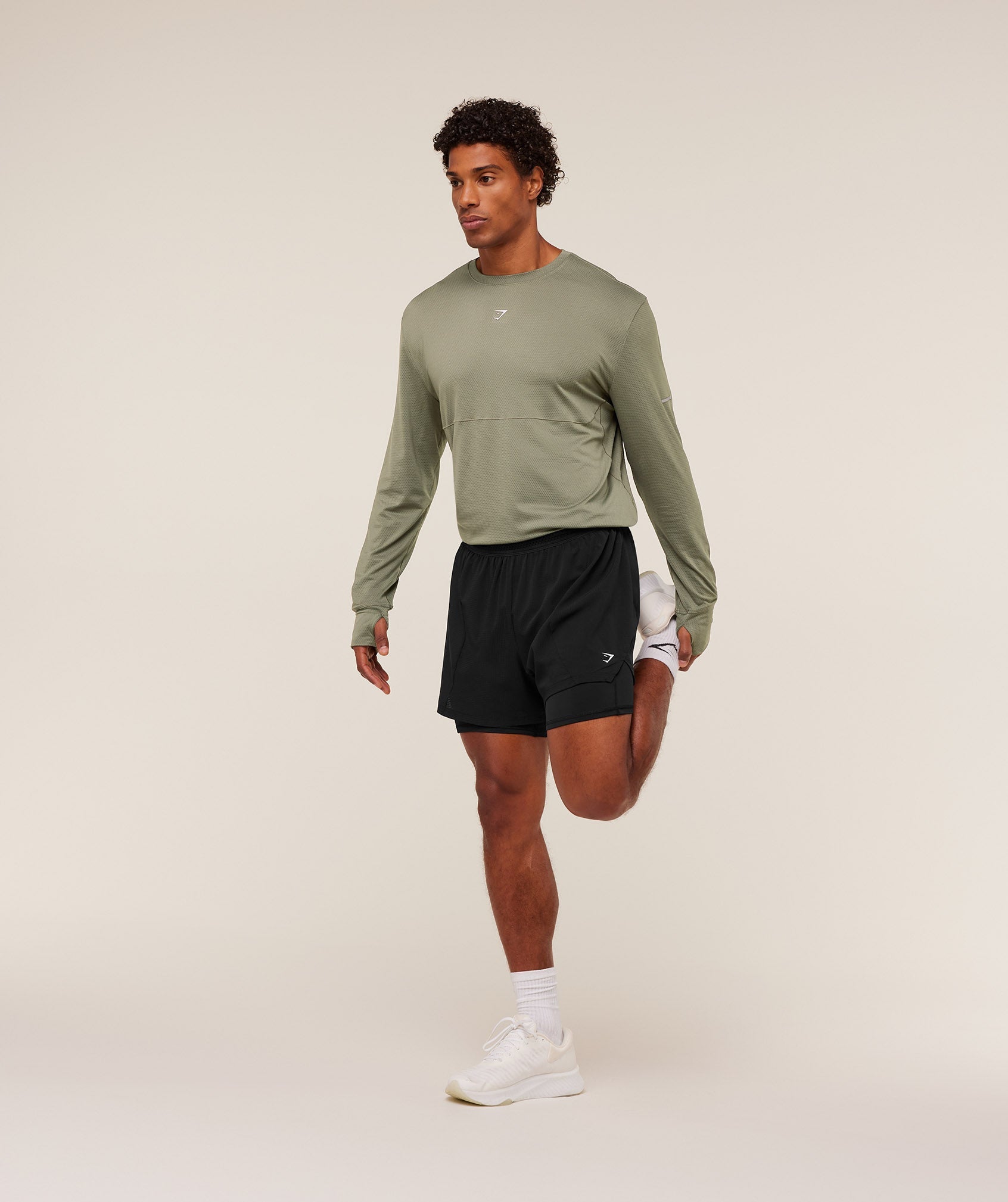 gymshark-running-long-sleeve-t-shirt-ls-tops-green-aw25