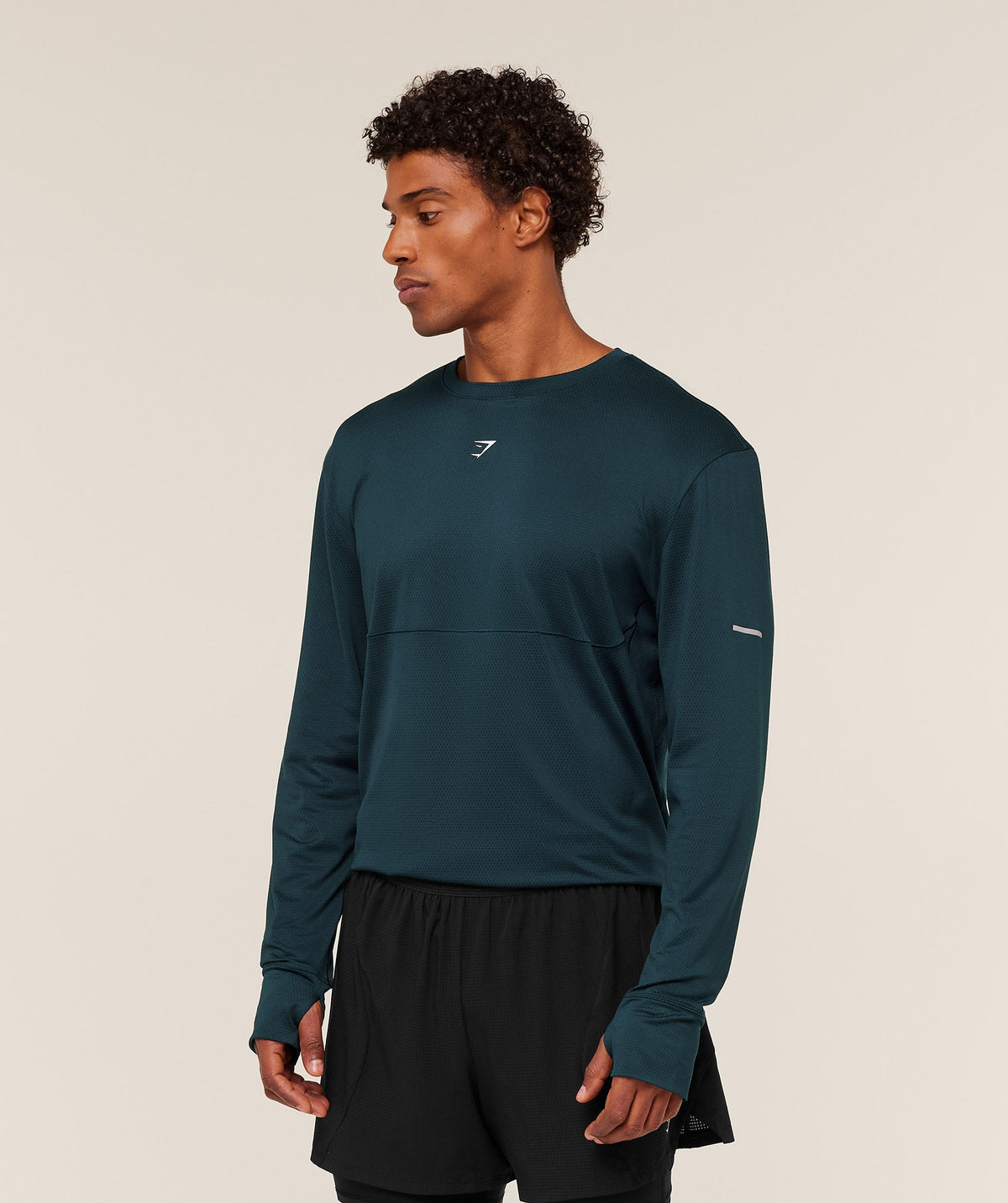 gymshark-running-long-sleeve-t-shirt-ls-tops-blue-aw25-1