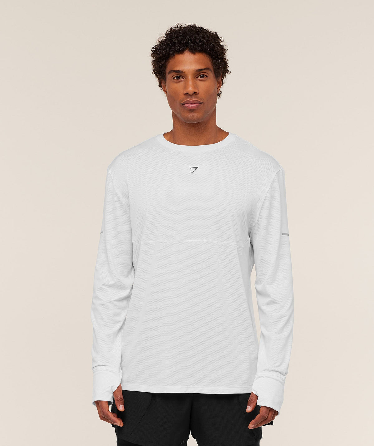 gymshark-running-long-sleeve-t-shirt-ls-tops-white-aw25