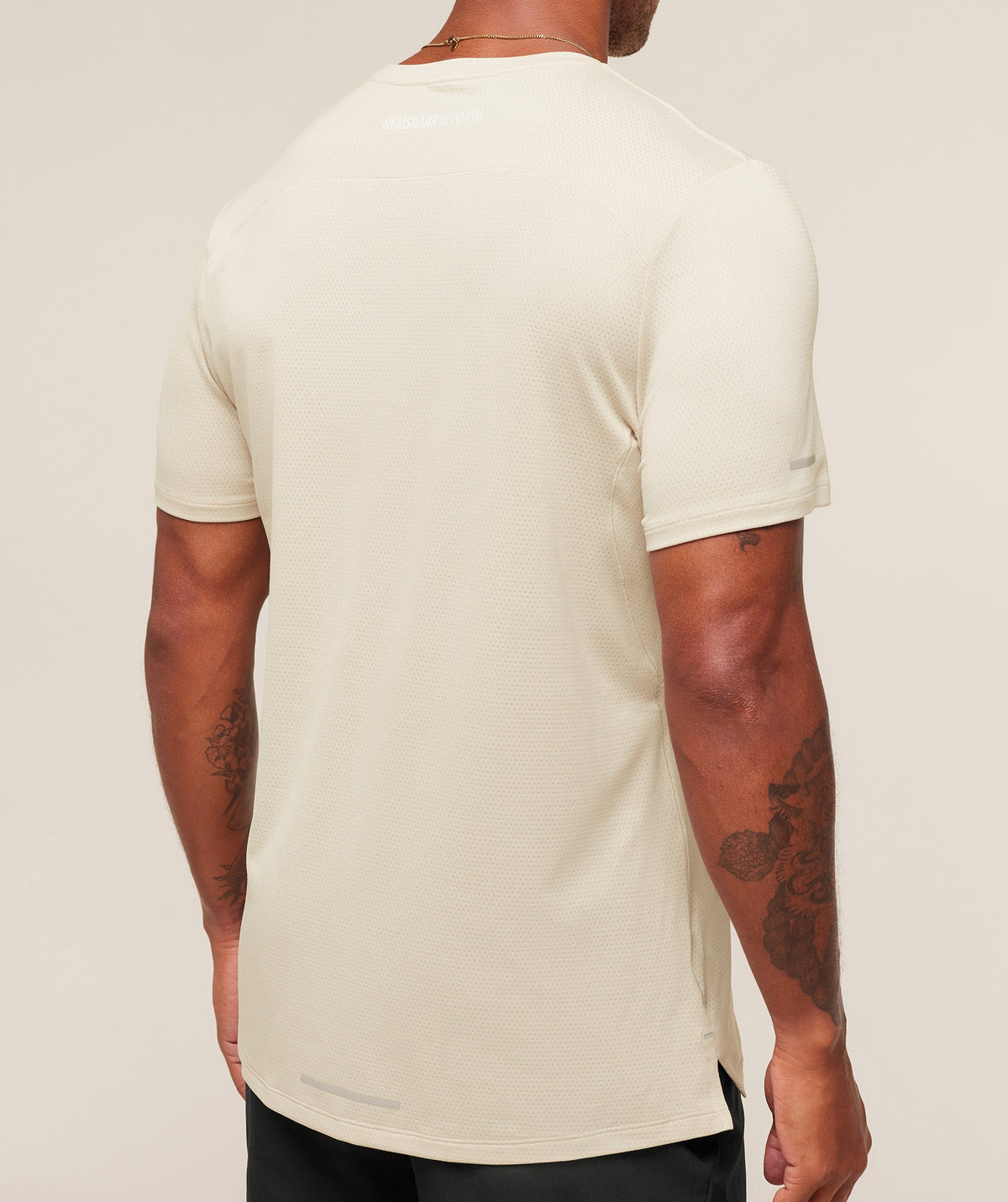 gymshark-running-t-shirt-ss-tops-grey-aw25