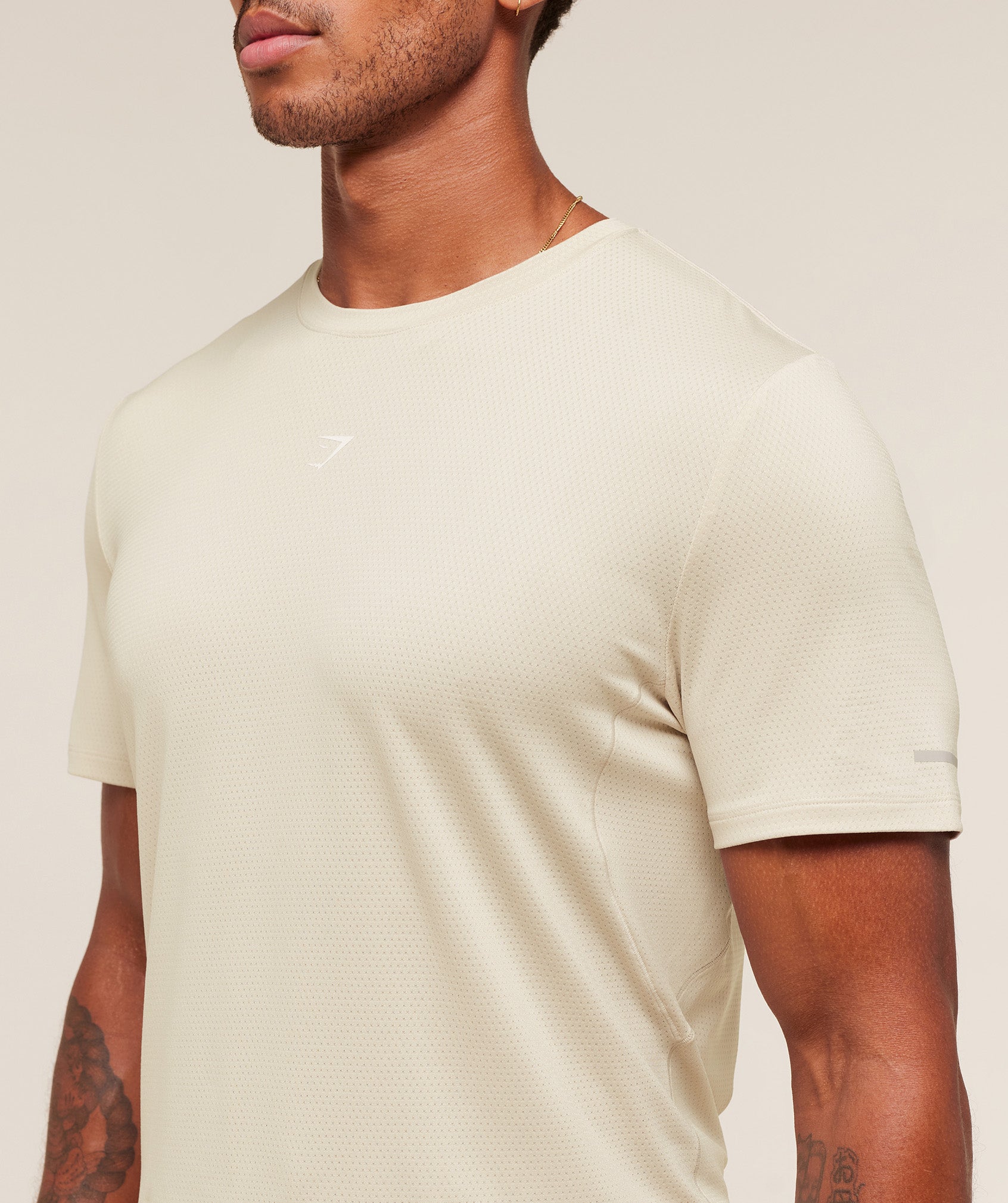 gymshark-running-t-shirt-ss-tops-grey-aw25