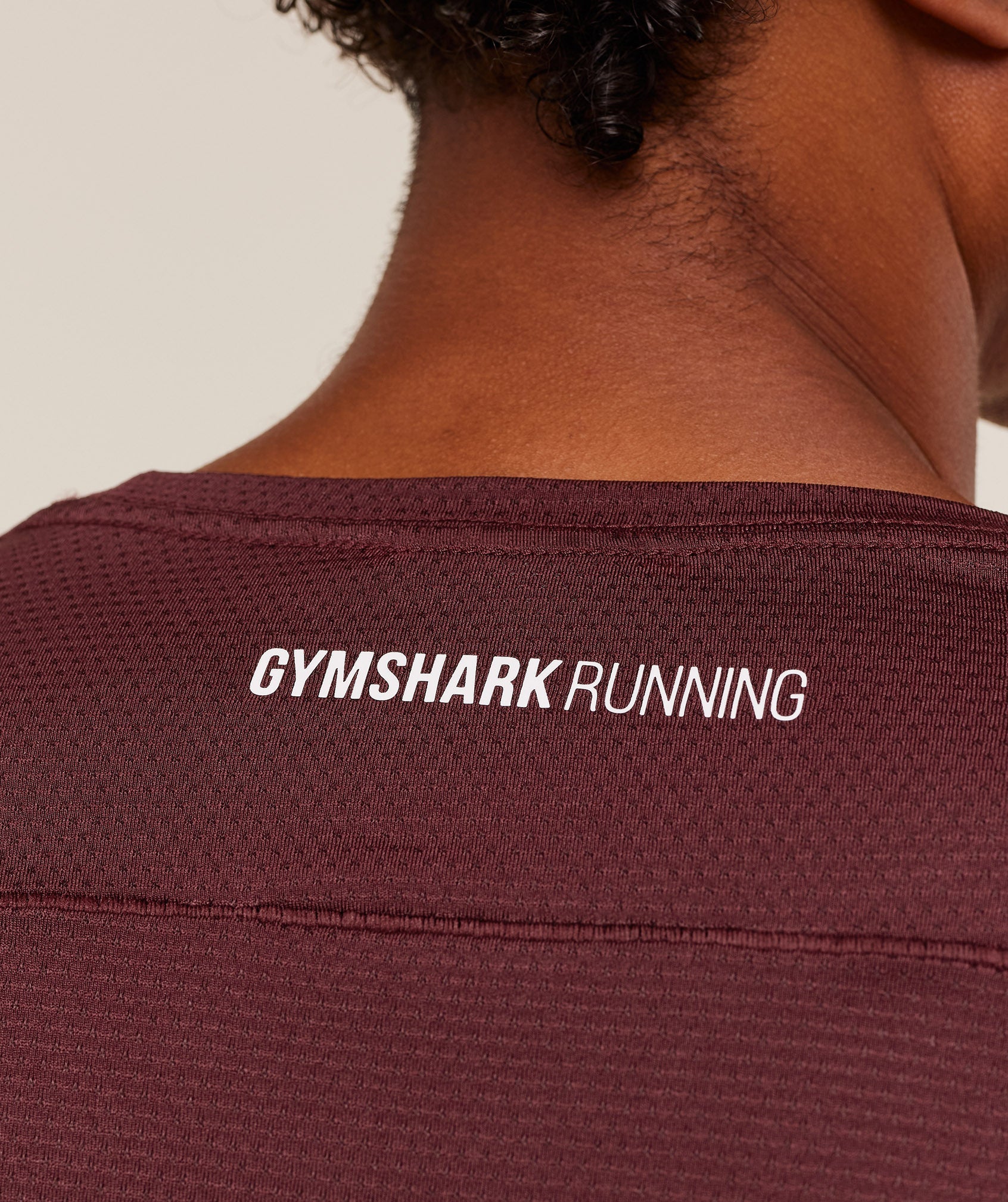 gymshark-running-t-shirt-ss-tops-brown-aw25