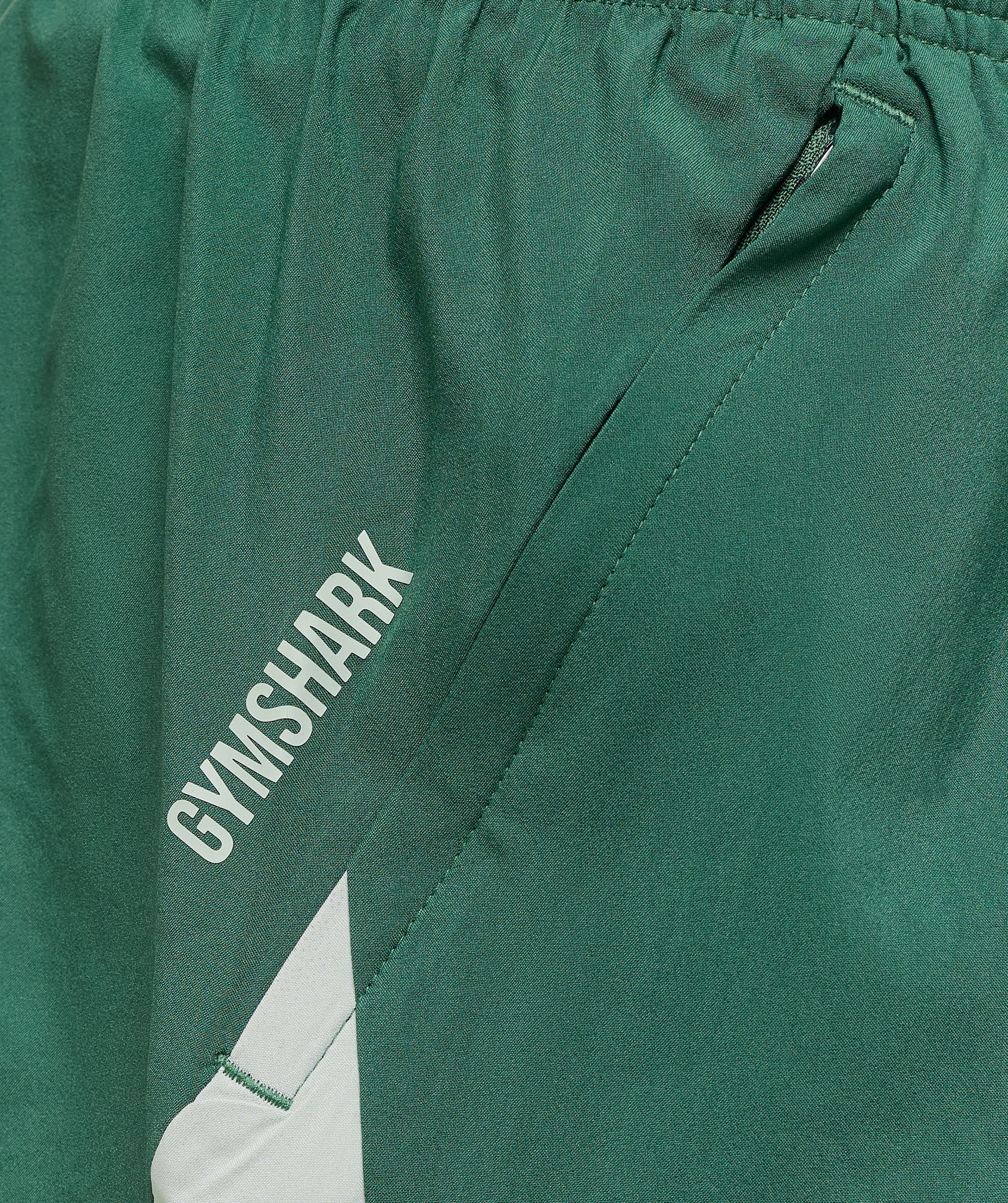 gymshark-sport-7-shorts-shorts-green-aw25
