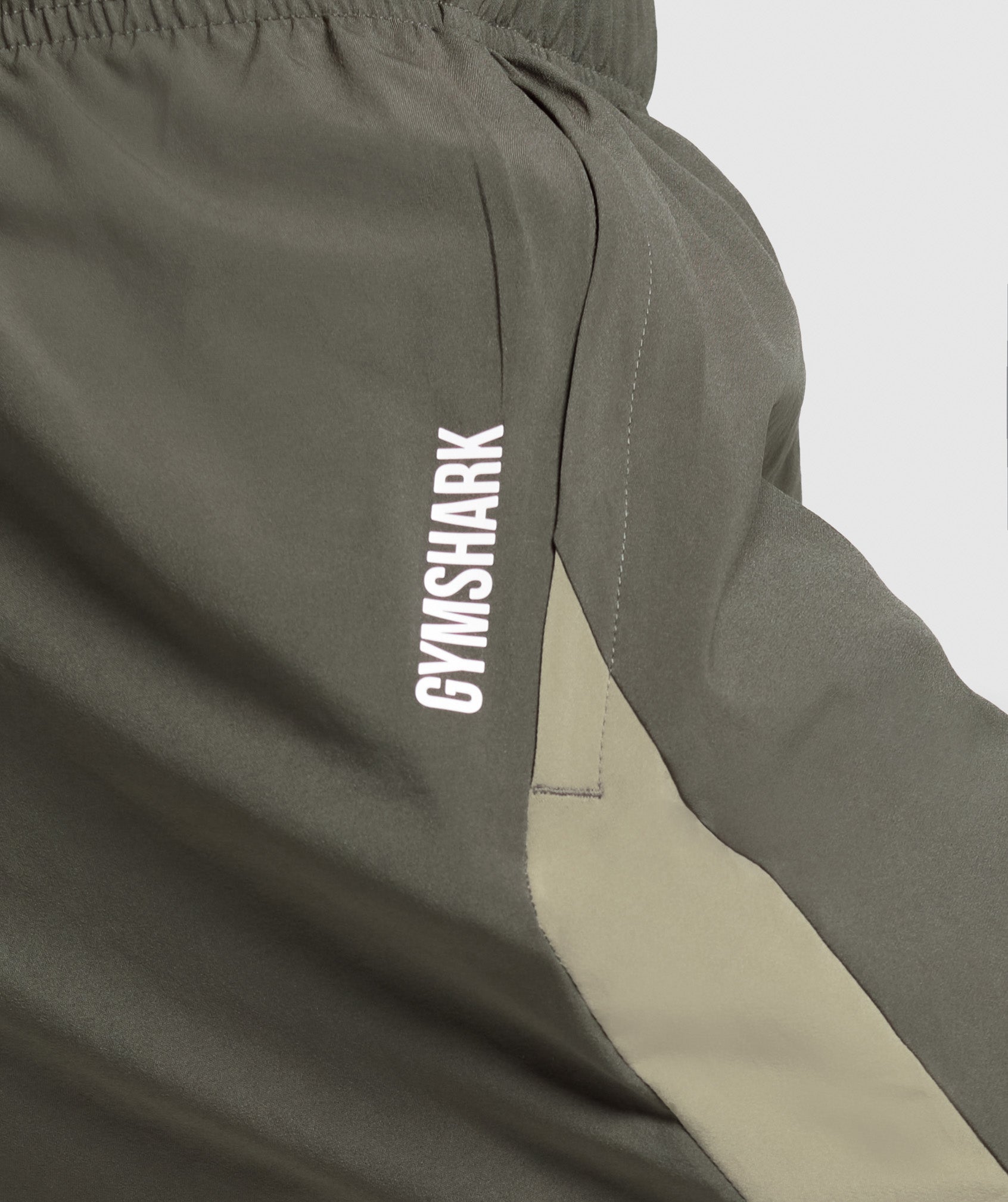 gymshark-sport-7-shorts-strength-green-utility-green-ss25
