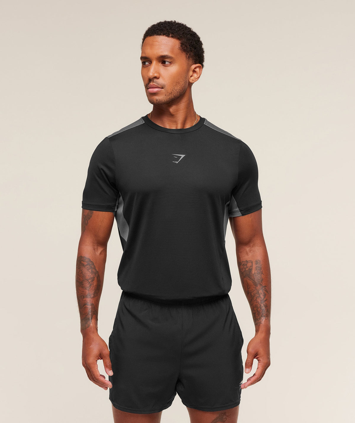 gymshark-sport-t-shirt-ss-tops-black-ss25-1