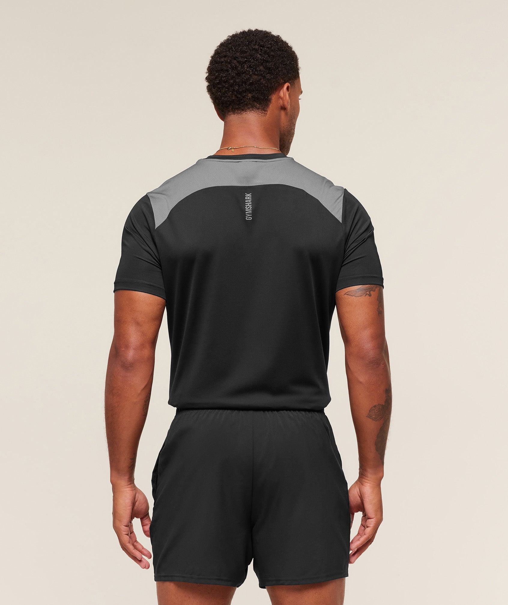 gymshark-sport-t-shirt-ss-tops-black-ss25-1