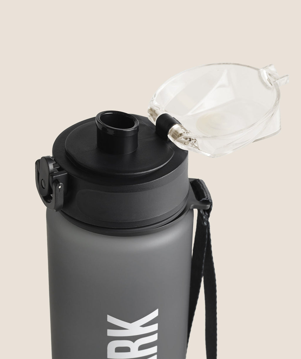 gymshark-sports-bottle-black-ss23