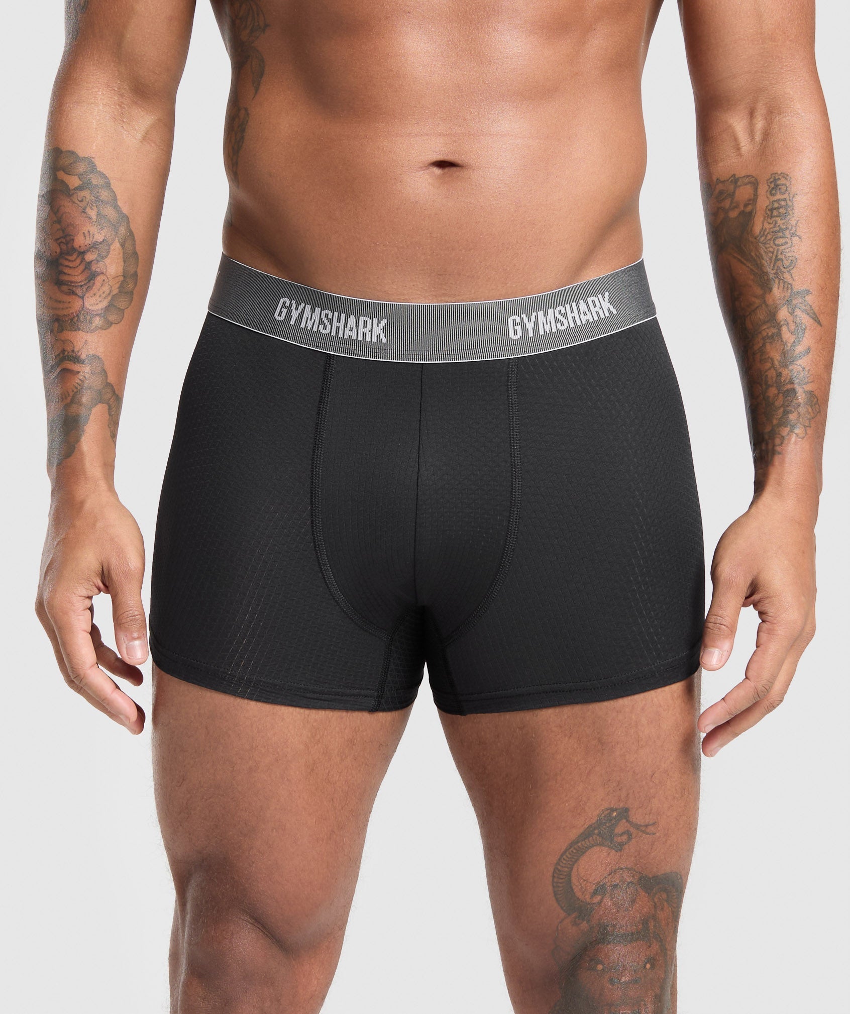 gymshark-sports-tech-boxer-3pk-black-deep-orange-celeste-blue-ss25