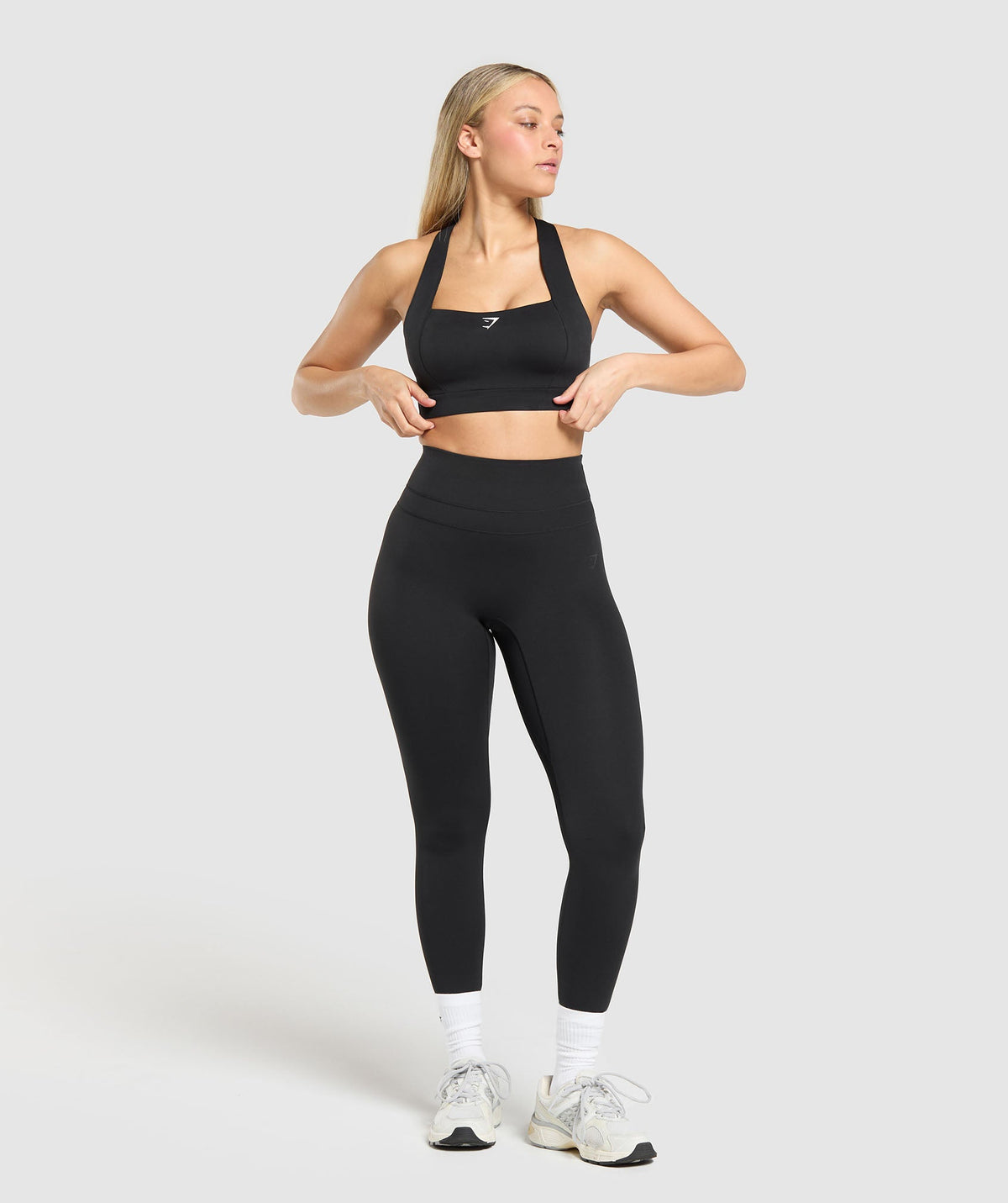 gymshark-square-neck-sports-bra-sports-bras-black-ss25