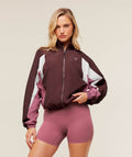 gymshark-contrast-woven-jacket-jackets-outerwear-brown-aw25