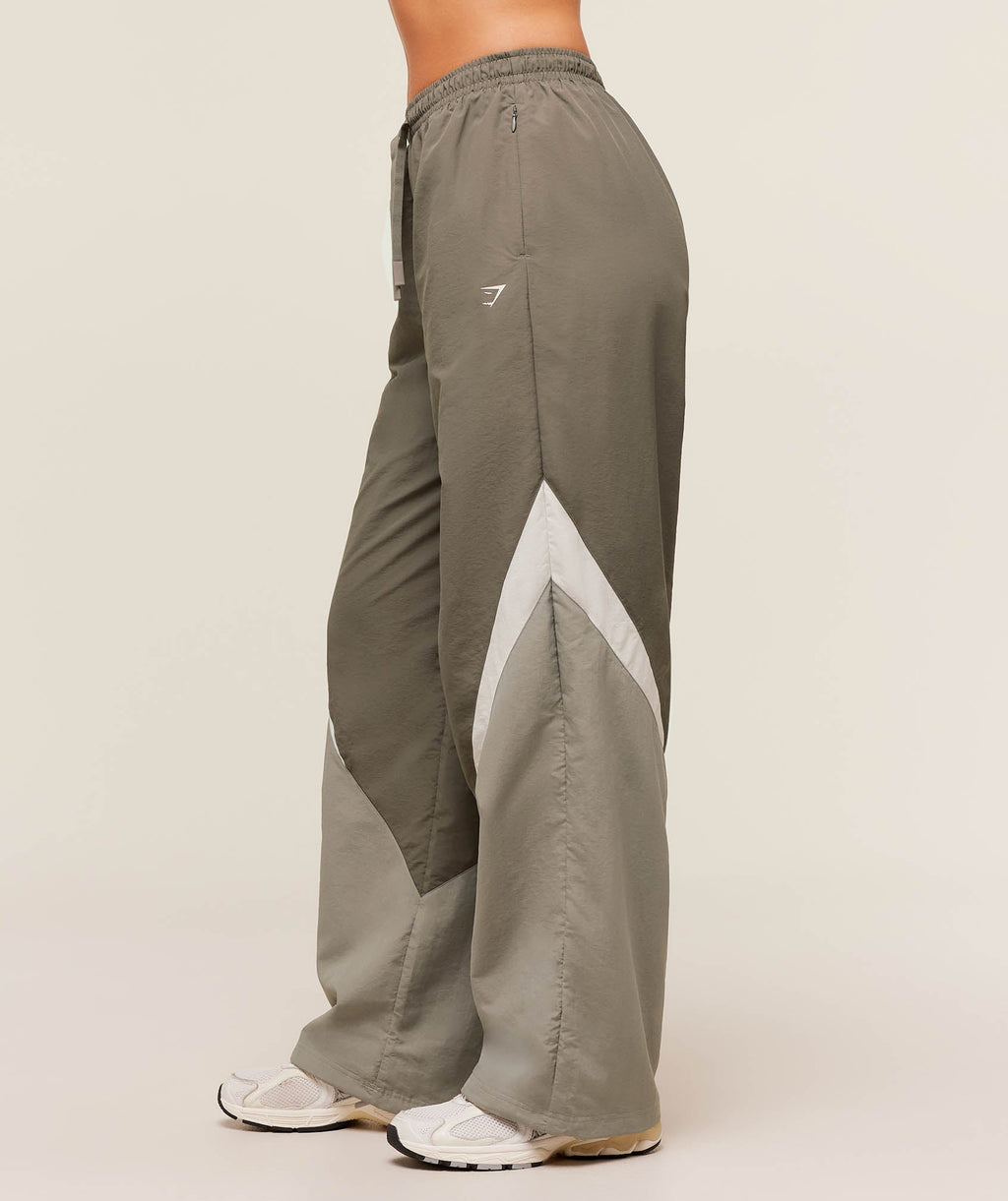 gymshark-contrast-track-pant-pants-brown-aw25-1