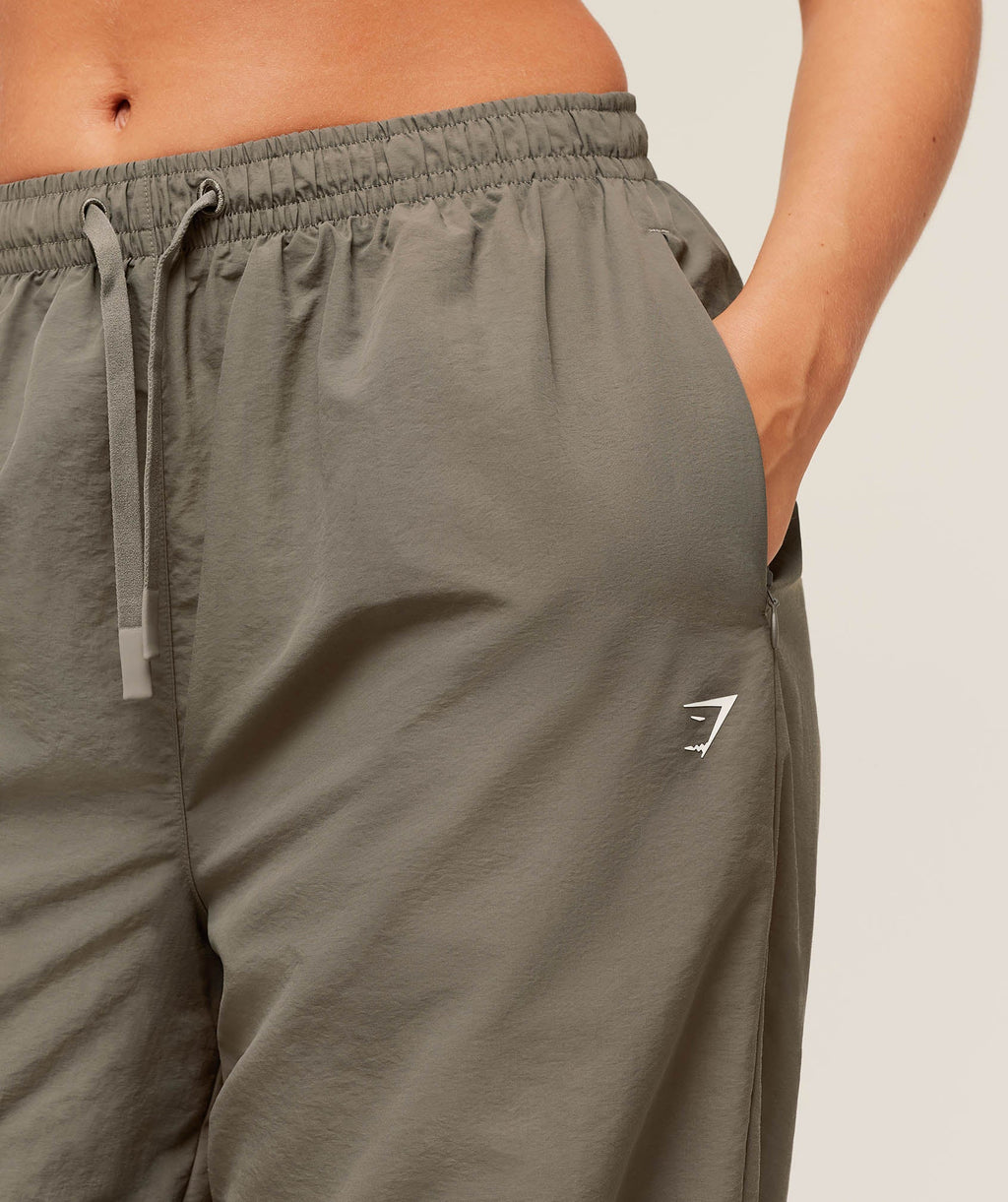 gymshark-contrast-track-pant-pants-brown-aw25-1