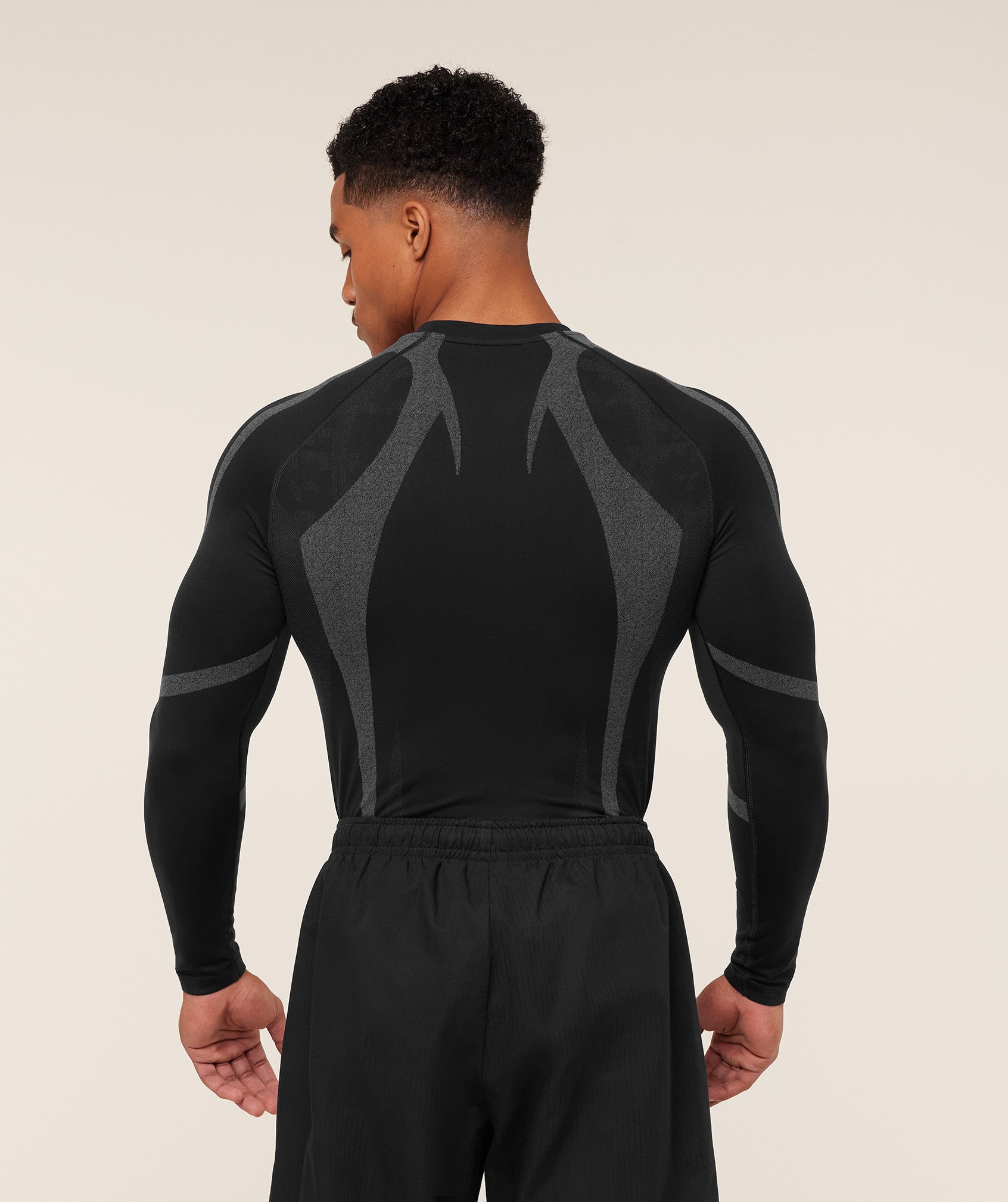 gymshark-storm-seamless-long-sleeve-t-shirt-ls-tops