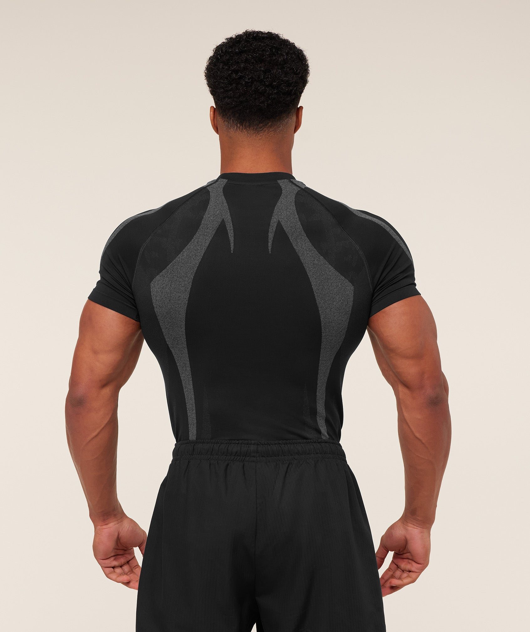 gymshark-storm-seamless-t-shirt-ss-tops