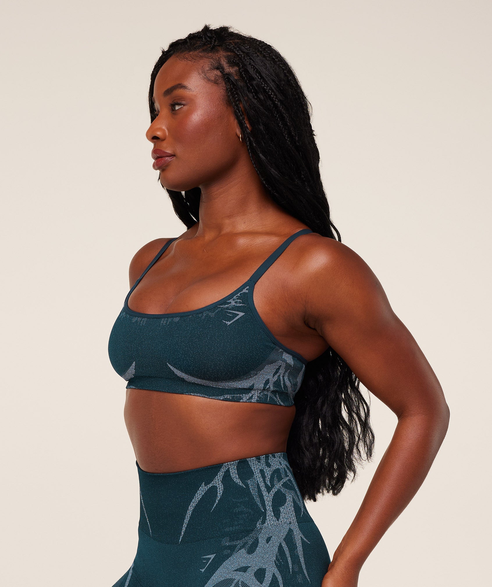 gymshark-storm-seamless-sports-bra-sports-bras