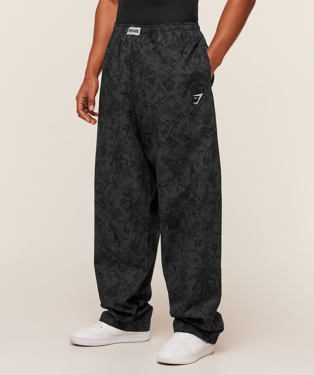 gymshark-straight-leg-pumper-pants-pants-black-ss26