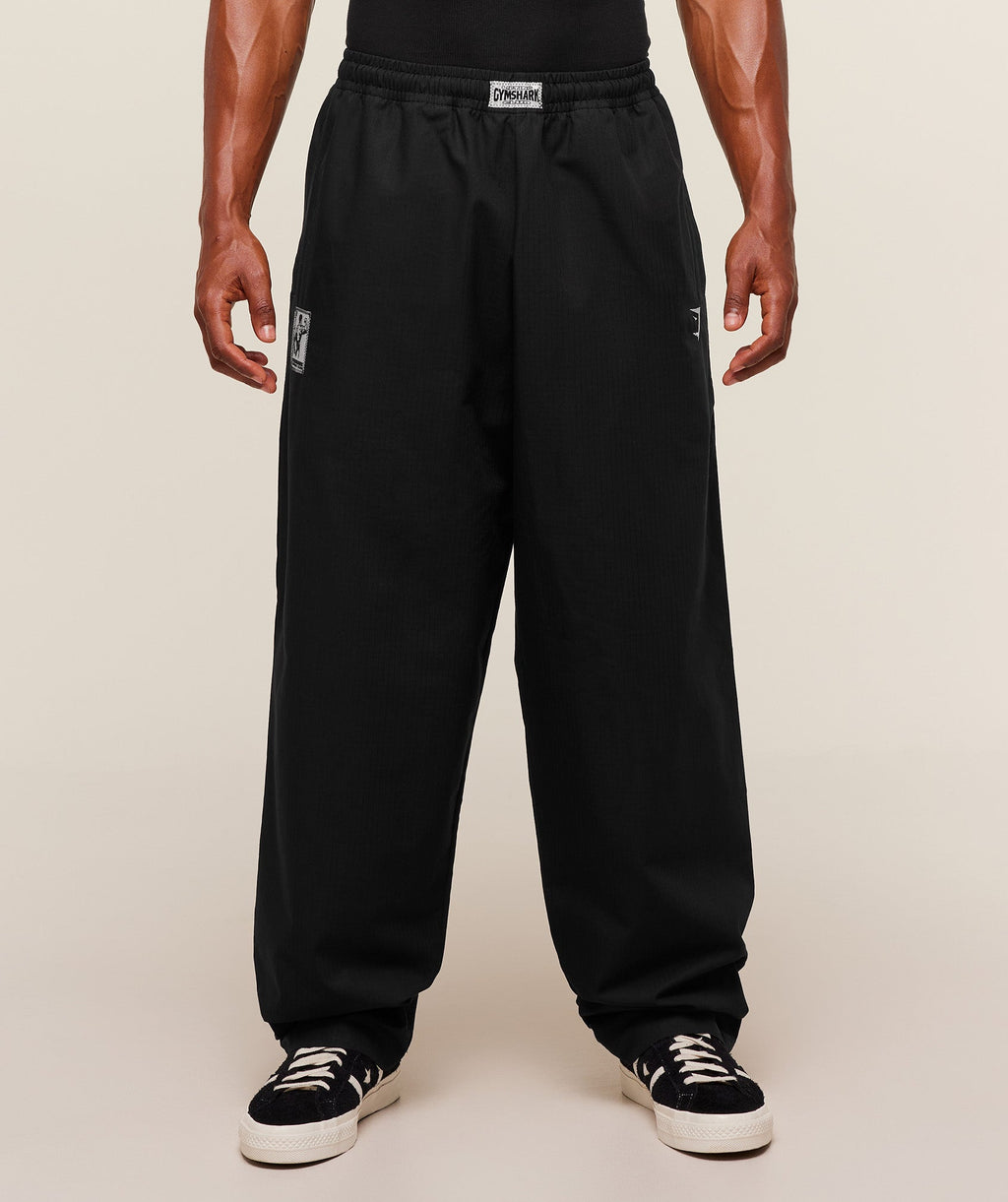 gymshark-straight-leg-pumper-pants-pants-black-aw25