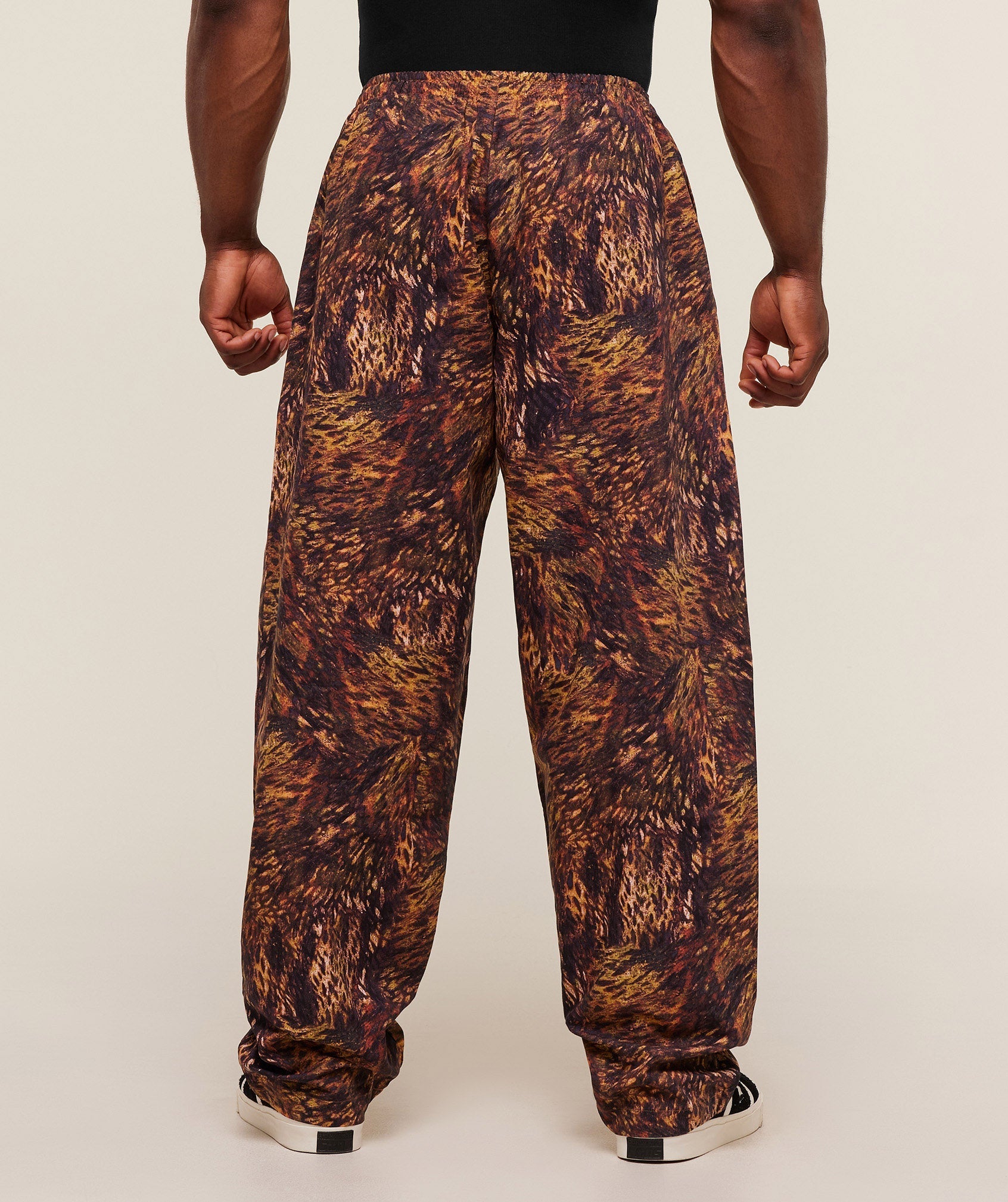 gymshark-straight-leg-pumper-pants-pants-brown-aw25